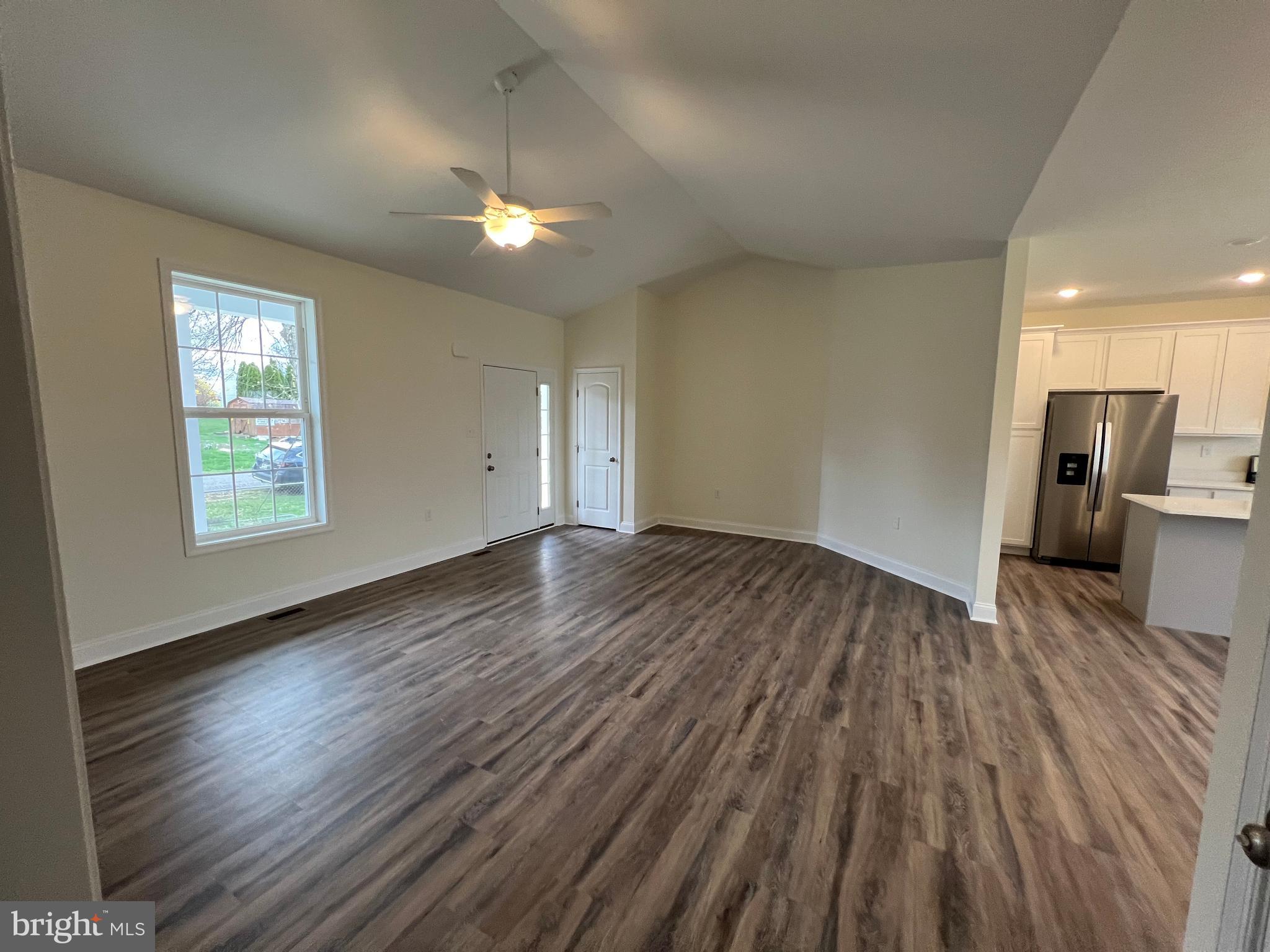 ORCHARD HILLS - Residential