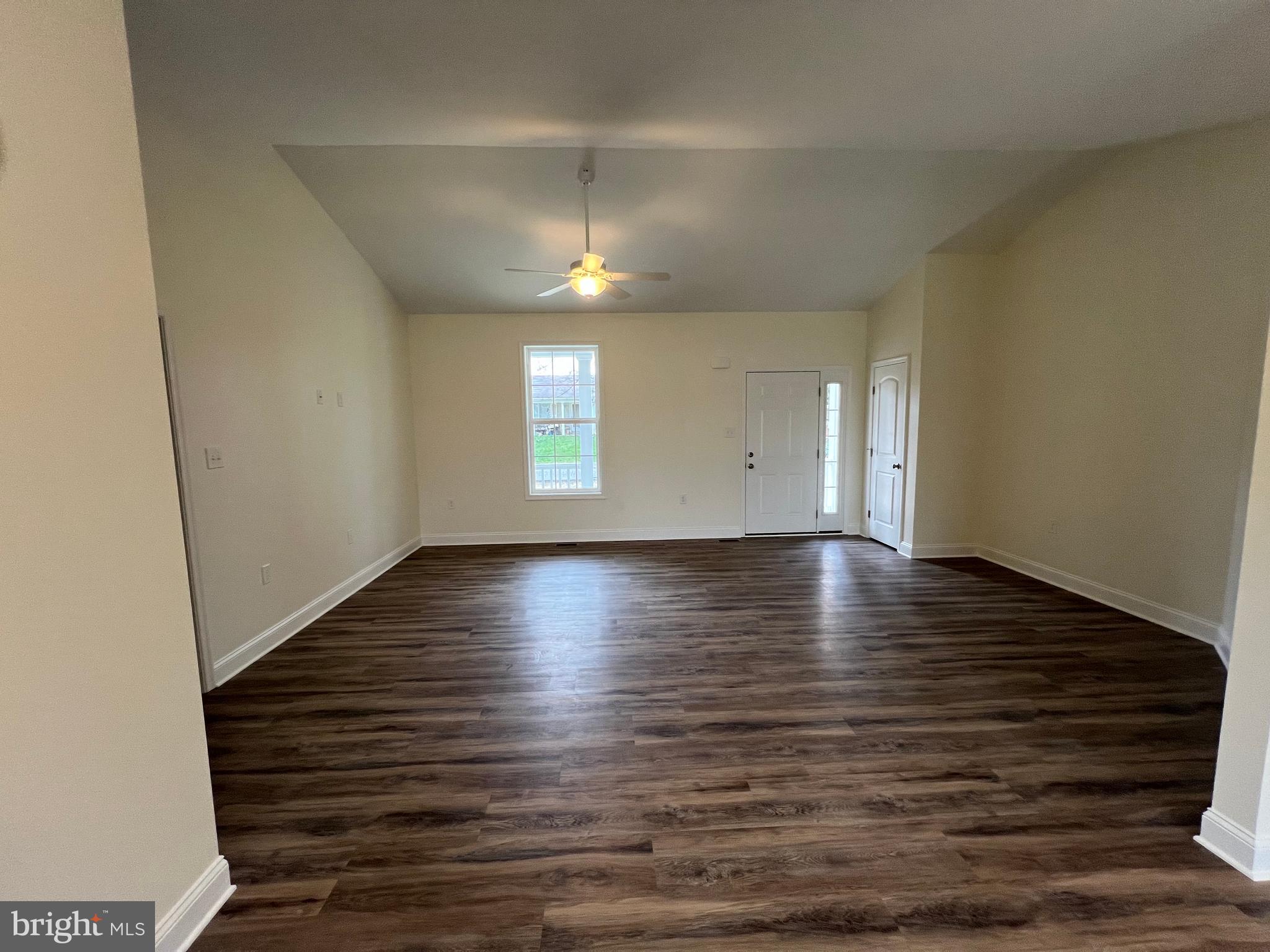 ORCHARD HILLS - Residential