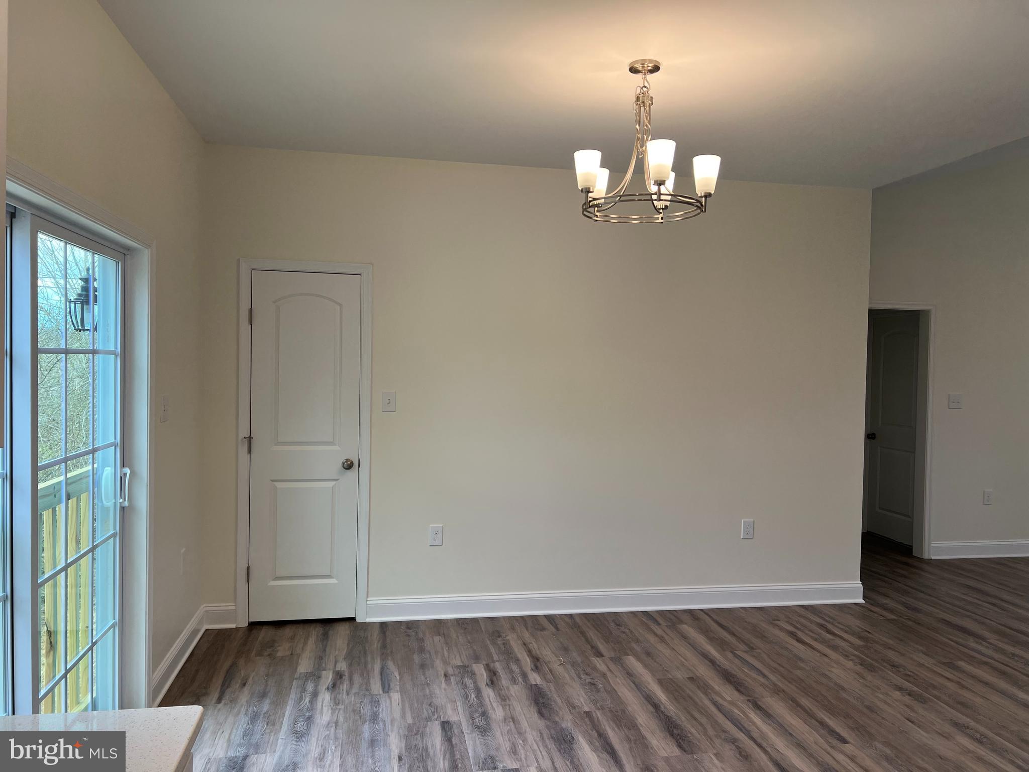 ORCHARD HILLS - Residential