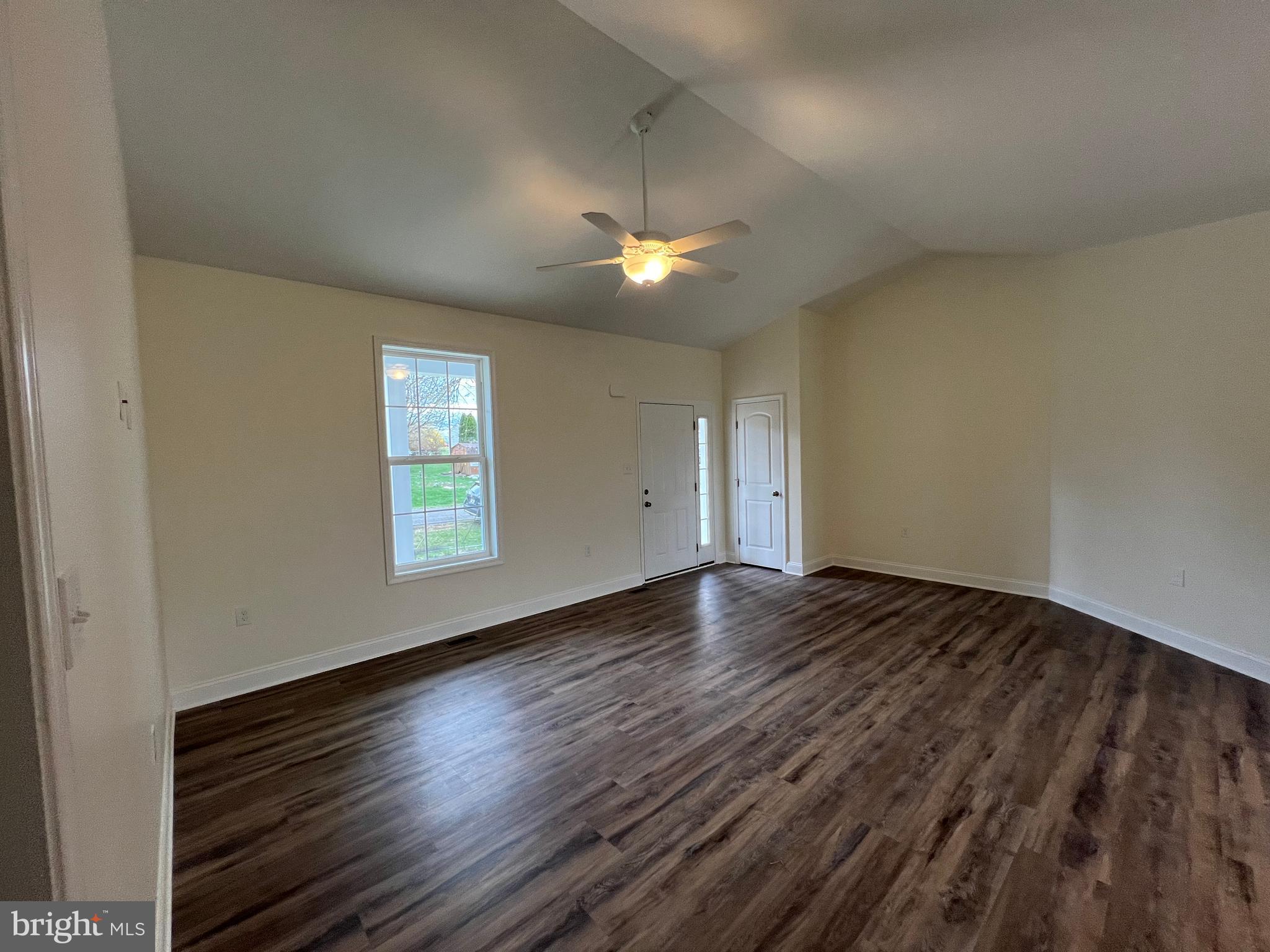 ORCHARD HILLS - Residential