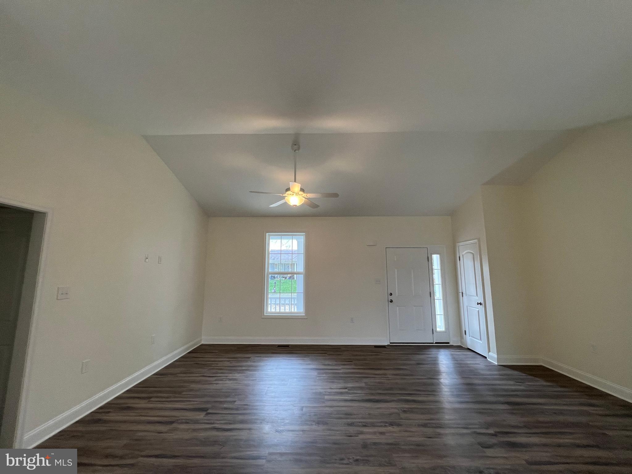 ORCHARD HILLS - Residential