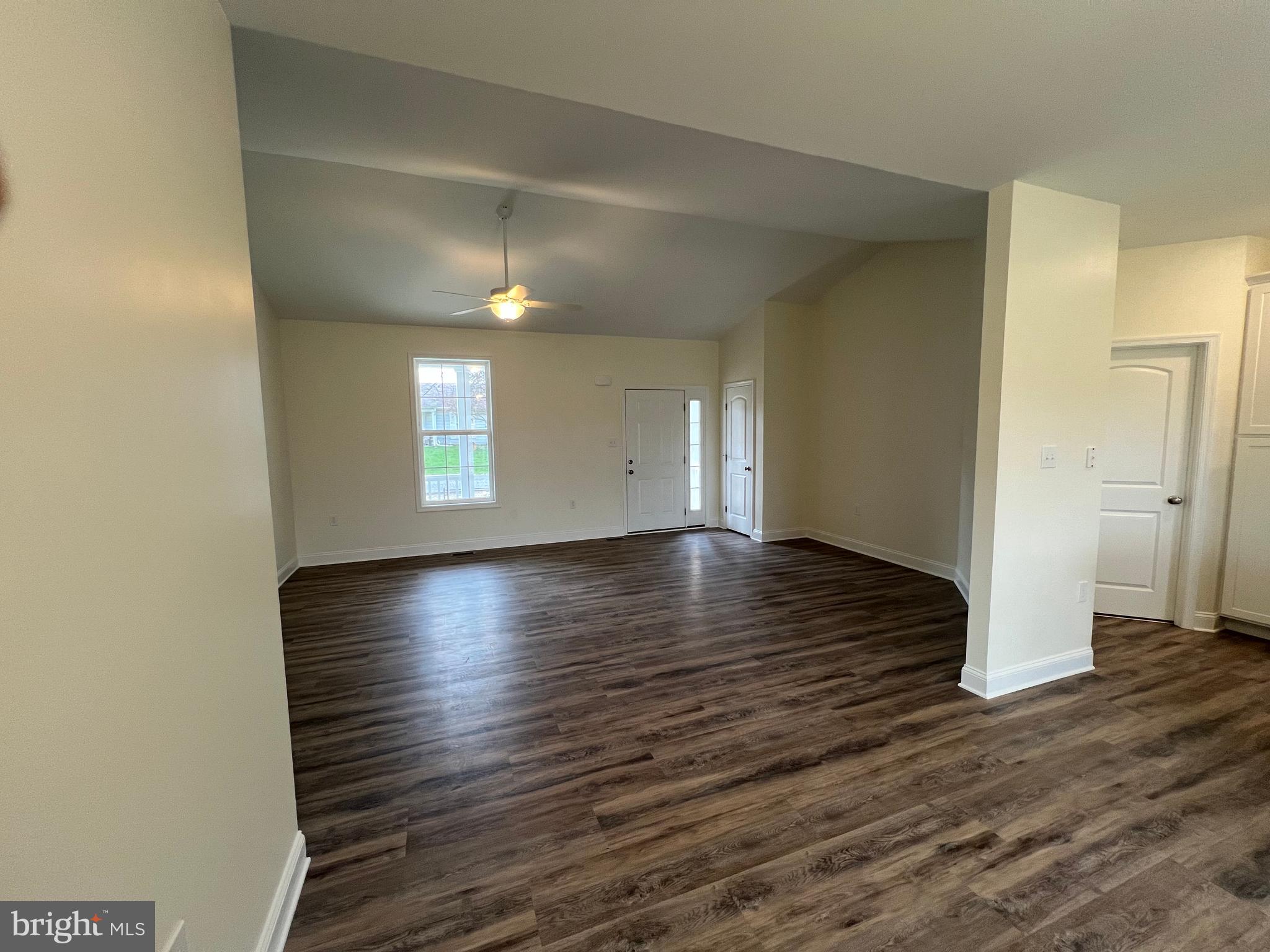 ORCHARD HILLS - Residential