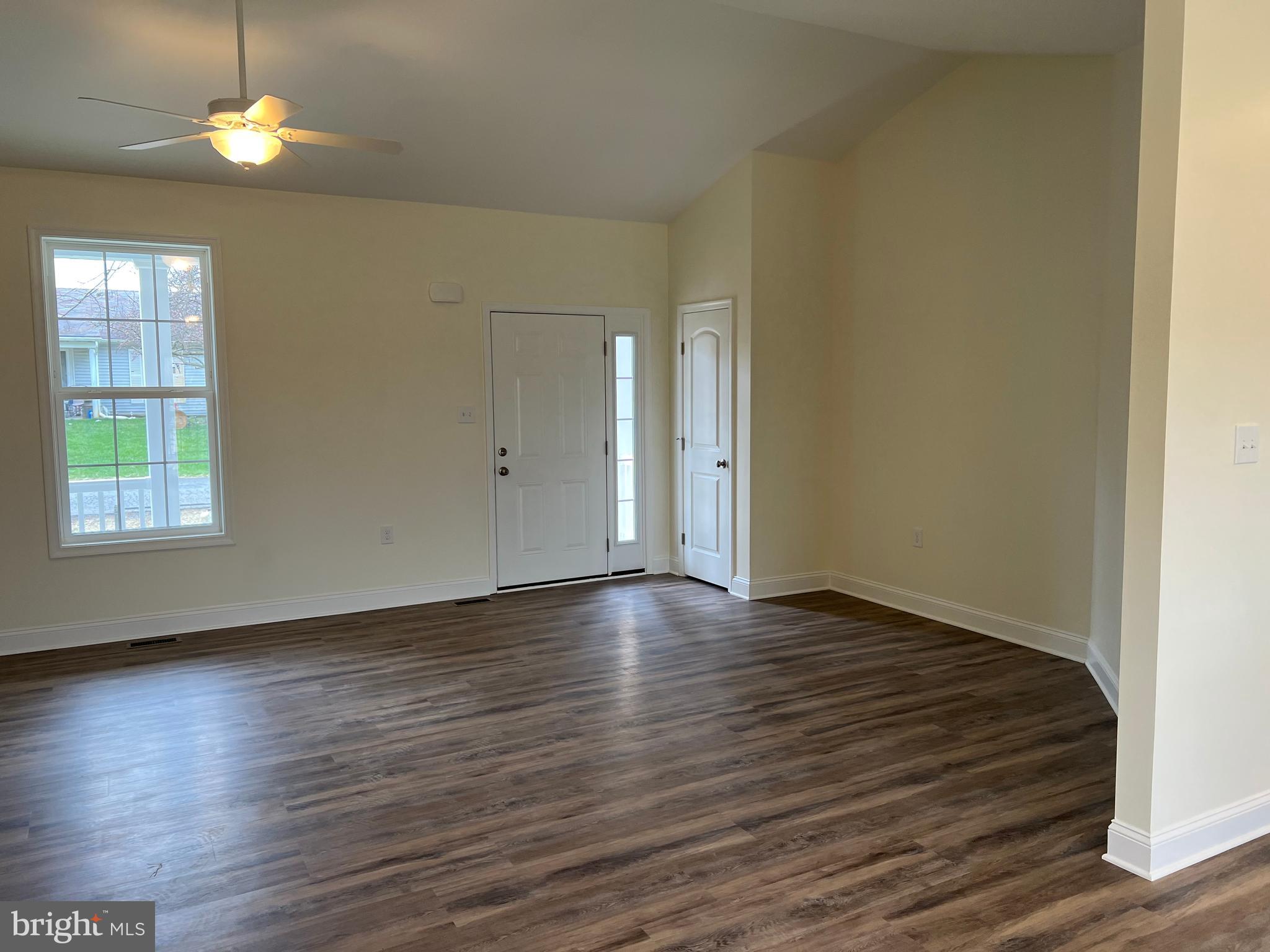 ORCHARD HILLS - Residential