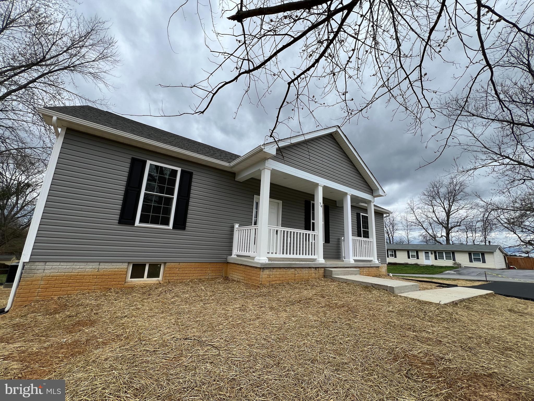 ORCHARD HILLS - Residential