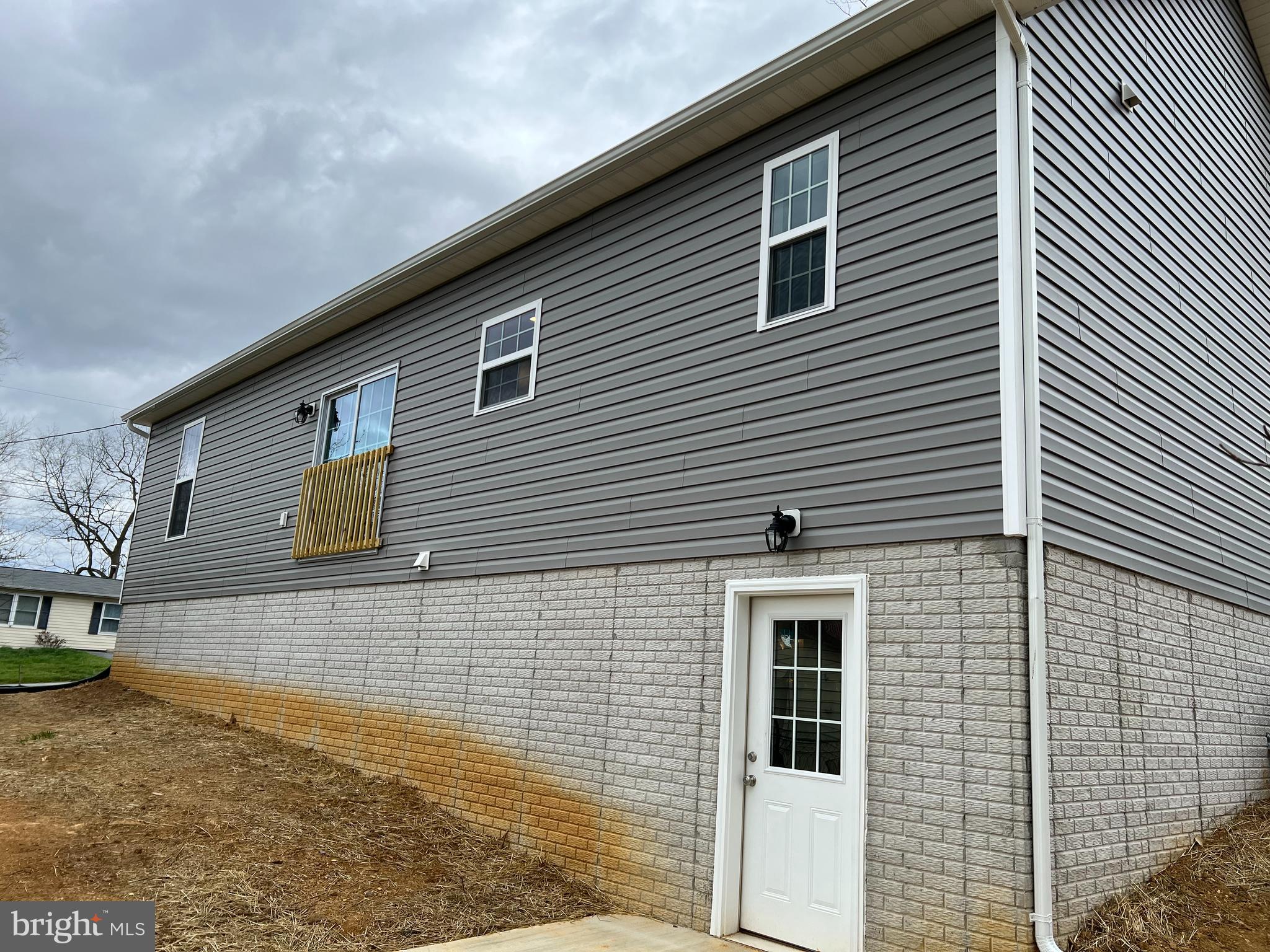 ORCHARD HILLS - Residential