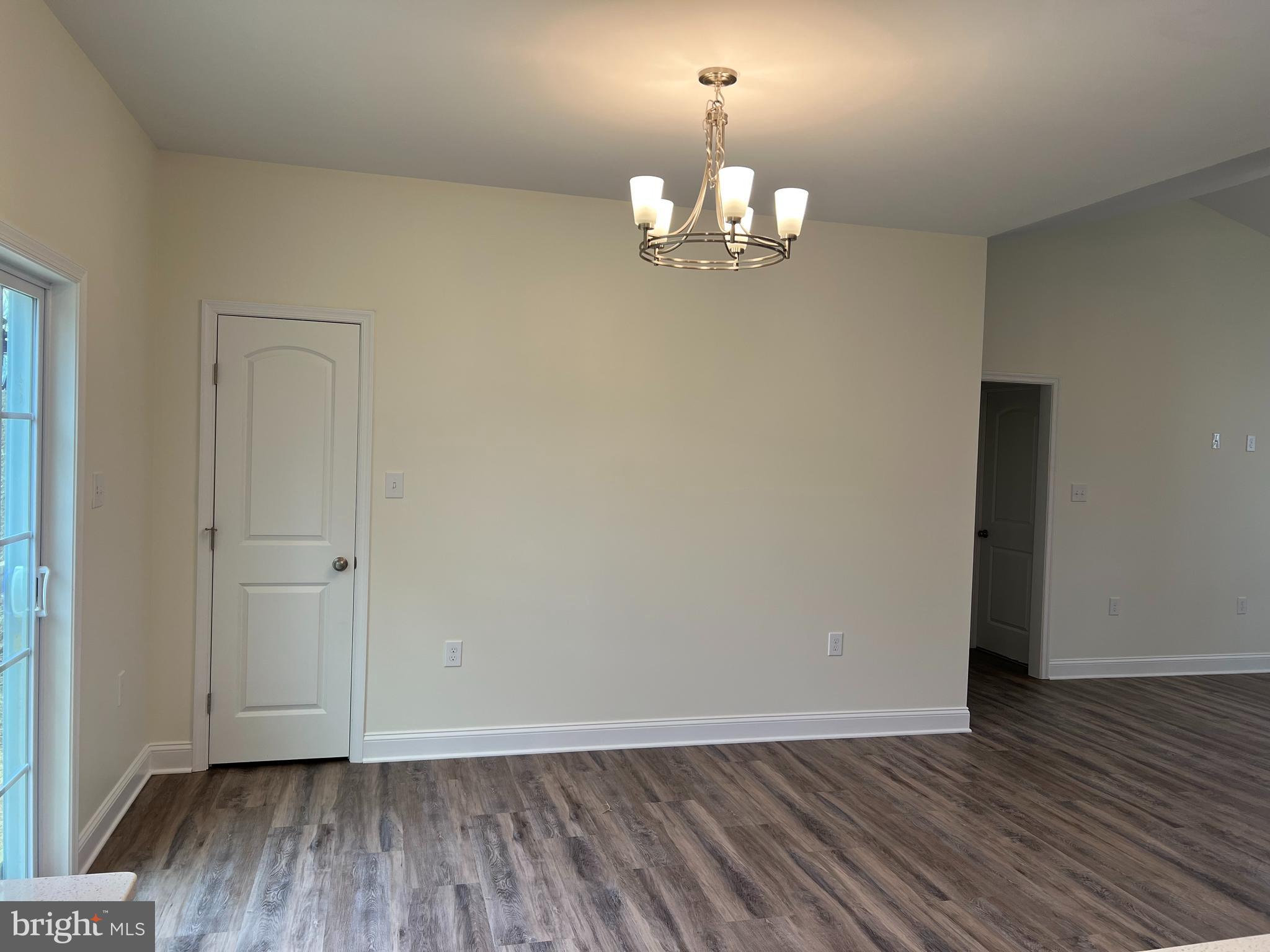 ORCHARD HILLS - Residential