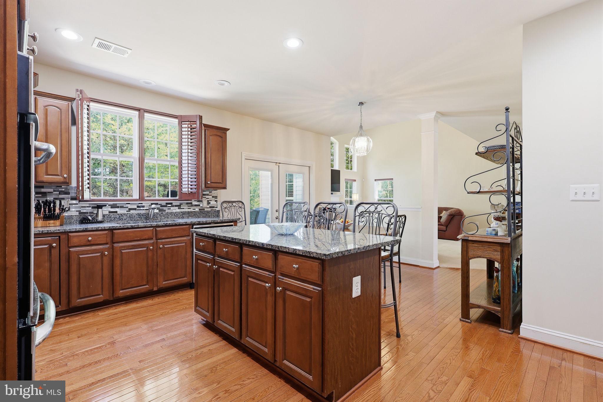 ESTATES AT LEE'S PARKE - Residential