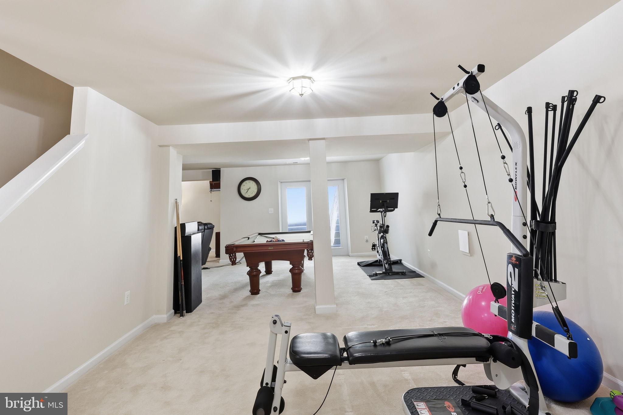 ESTATES AT LEE'S PARKE - Residential