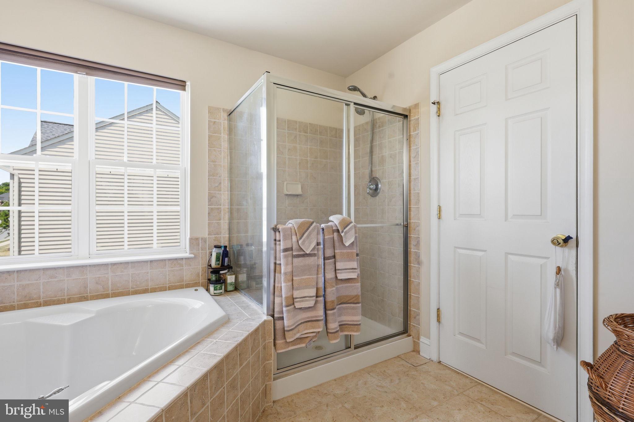 ESTATES AT LEE'S PARKE - Residential
