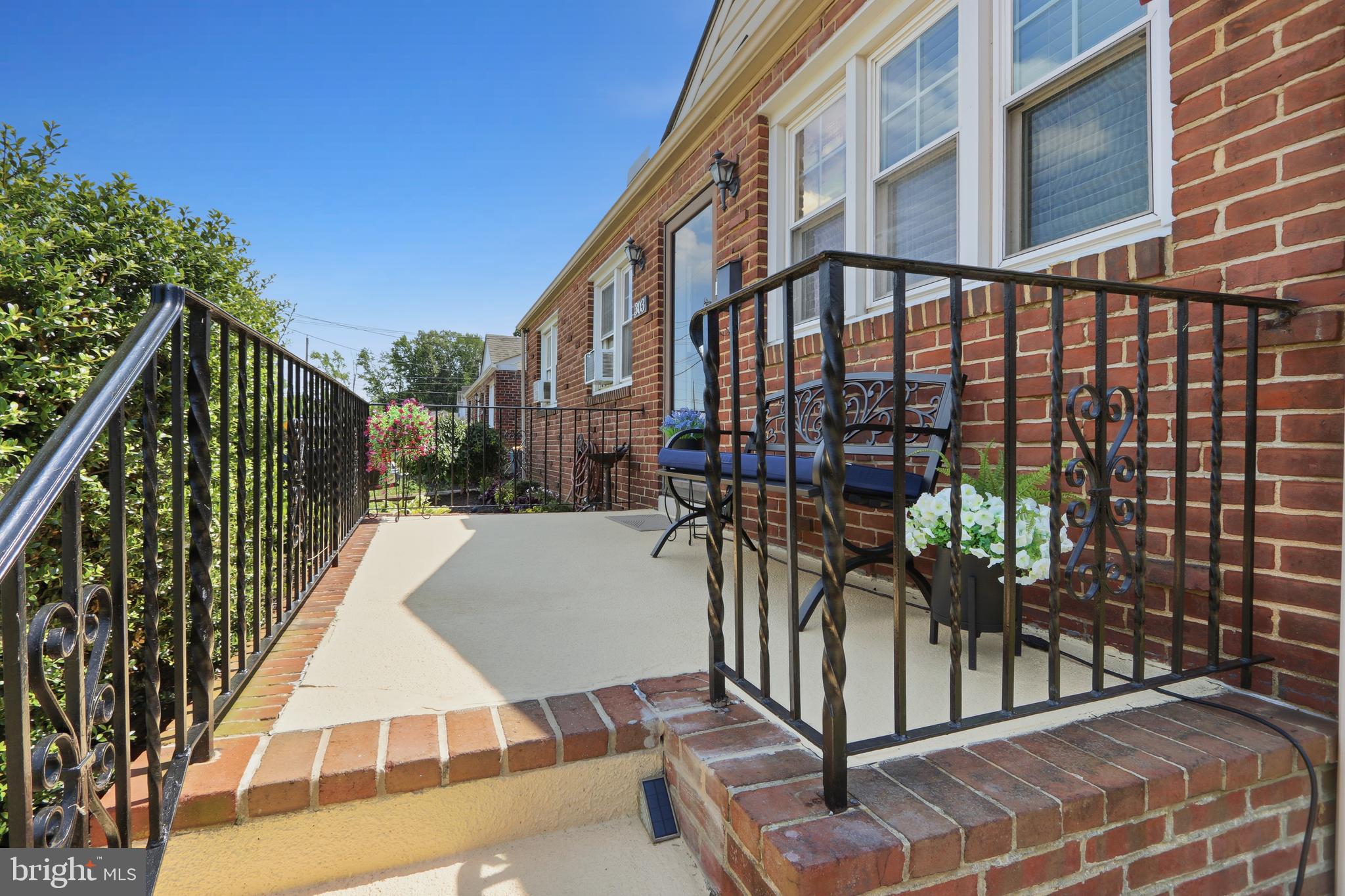 303 OSBORNE ROAD