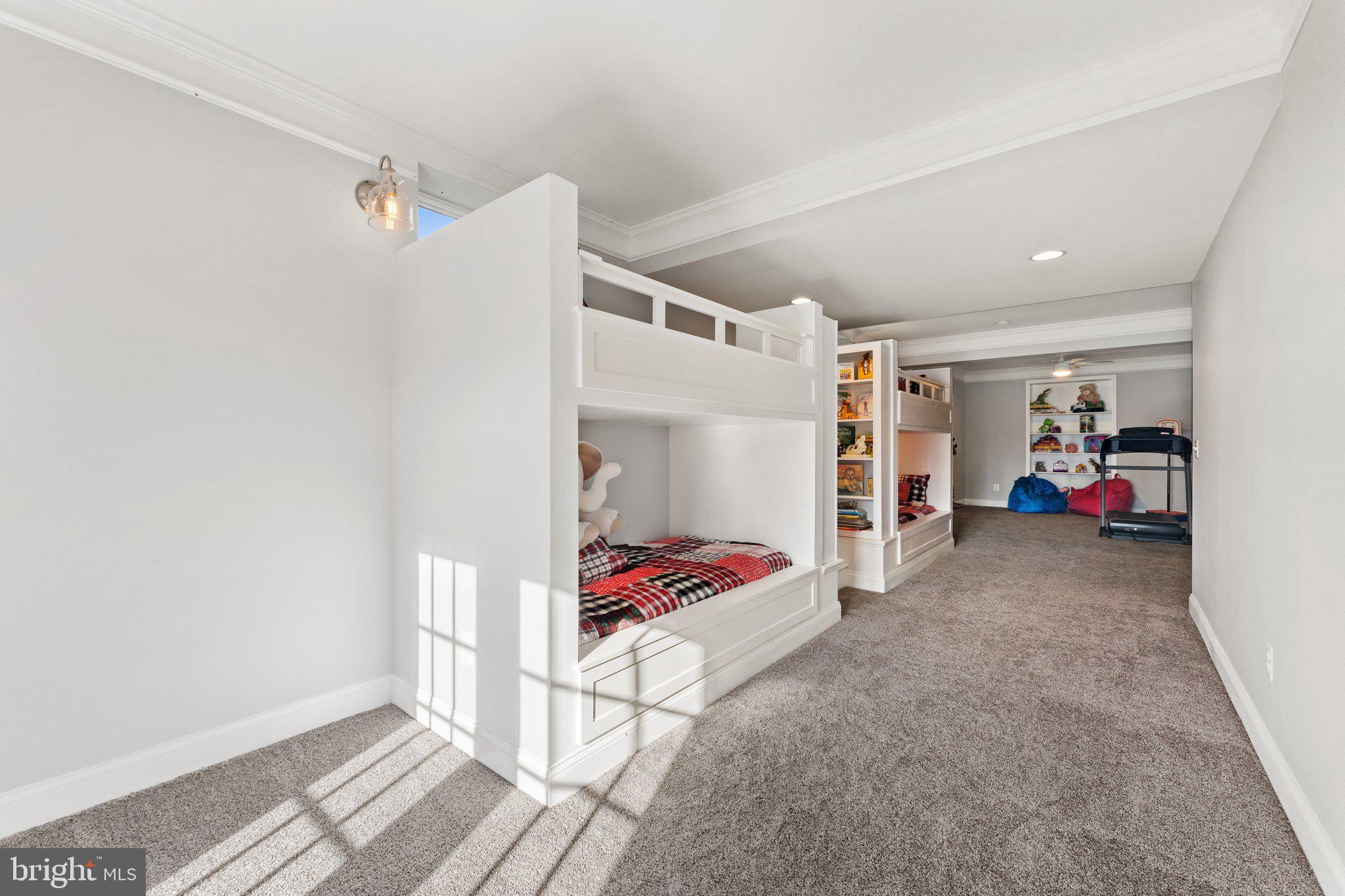 LAKE MANASSAS - Residential