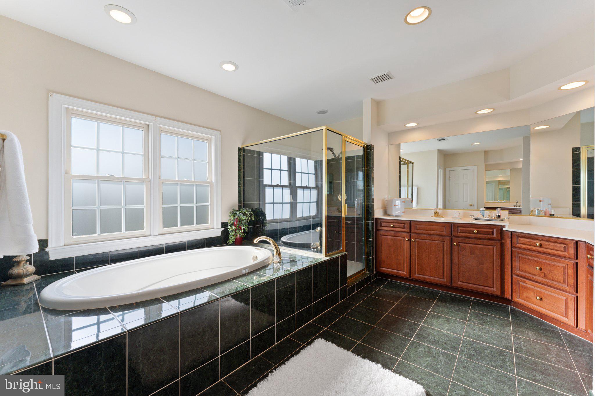 LAKE MANASSAS - Residential