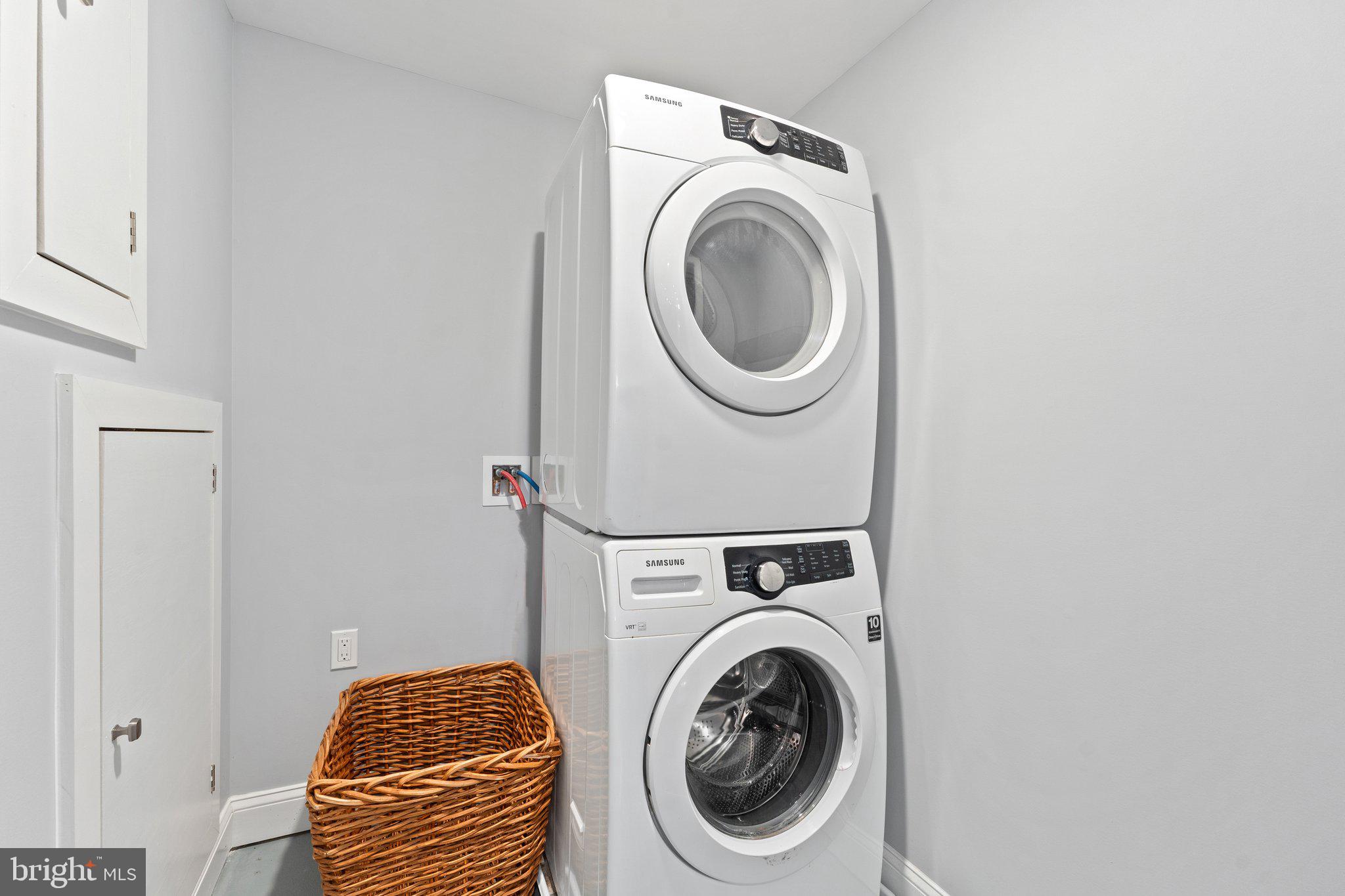 LAKE MANASSAS - Residential