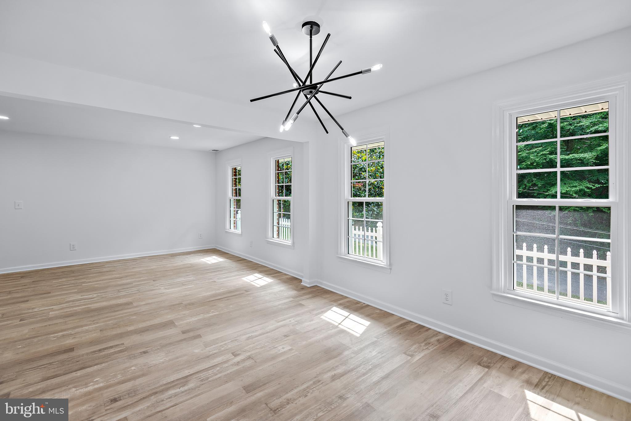 PARKTON - Residential