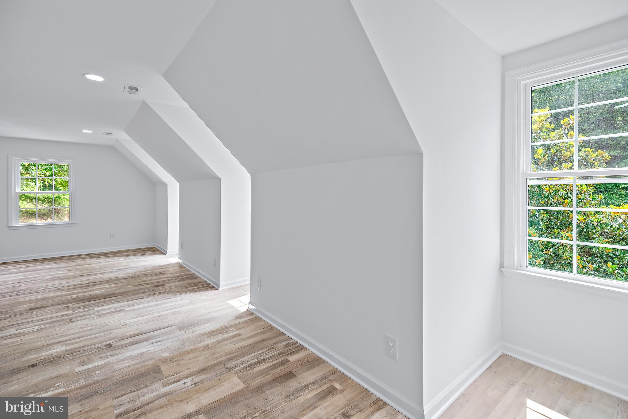 PARKTON - Residential