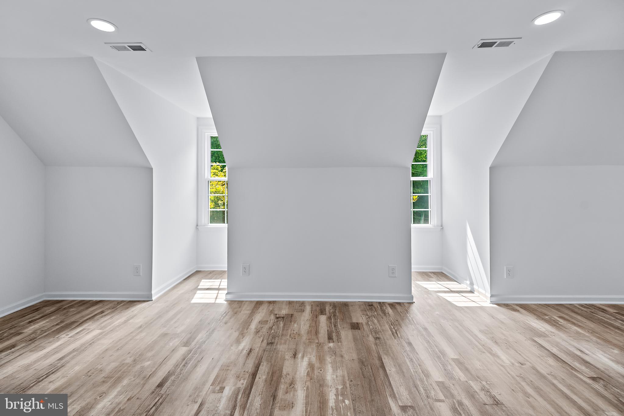 PARKTON - Residential