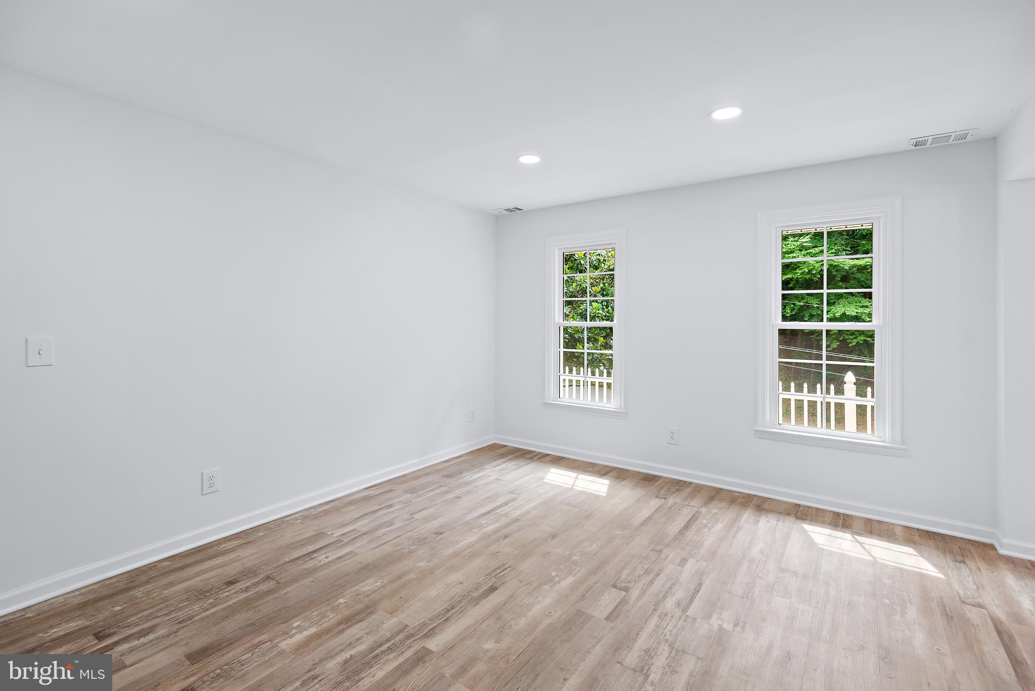 PARKTON - Residential