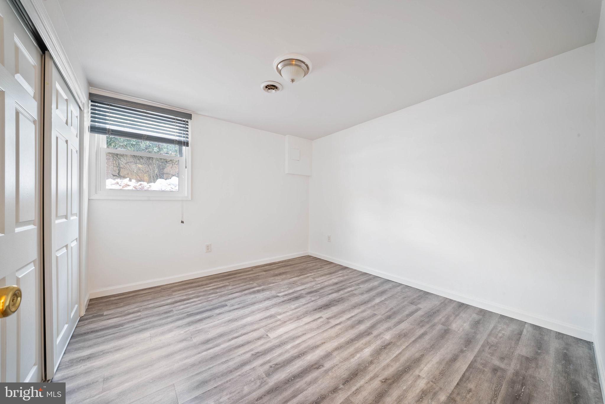 ROCK CREEK PALISADES - Residential