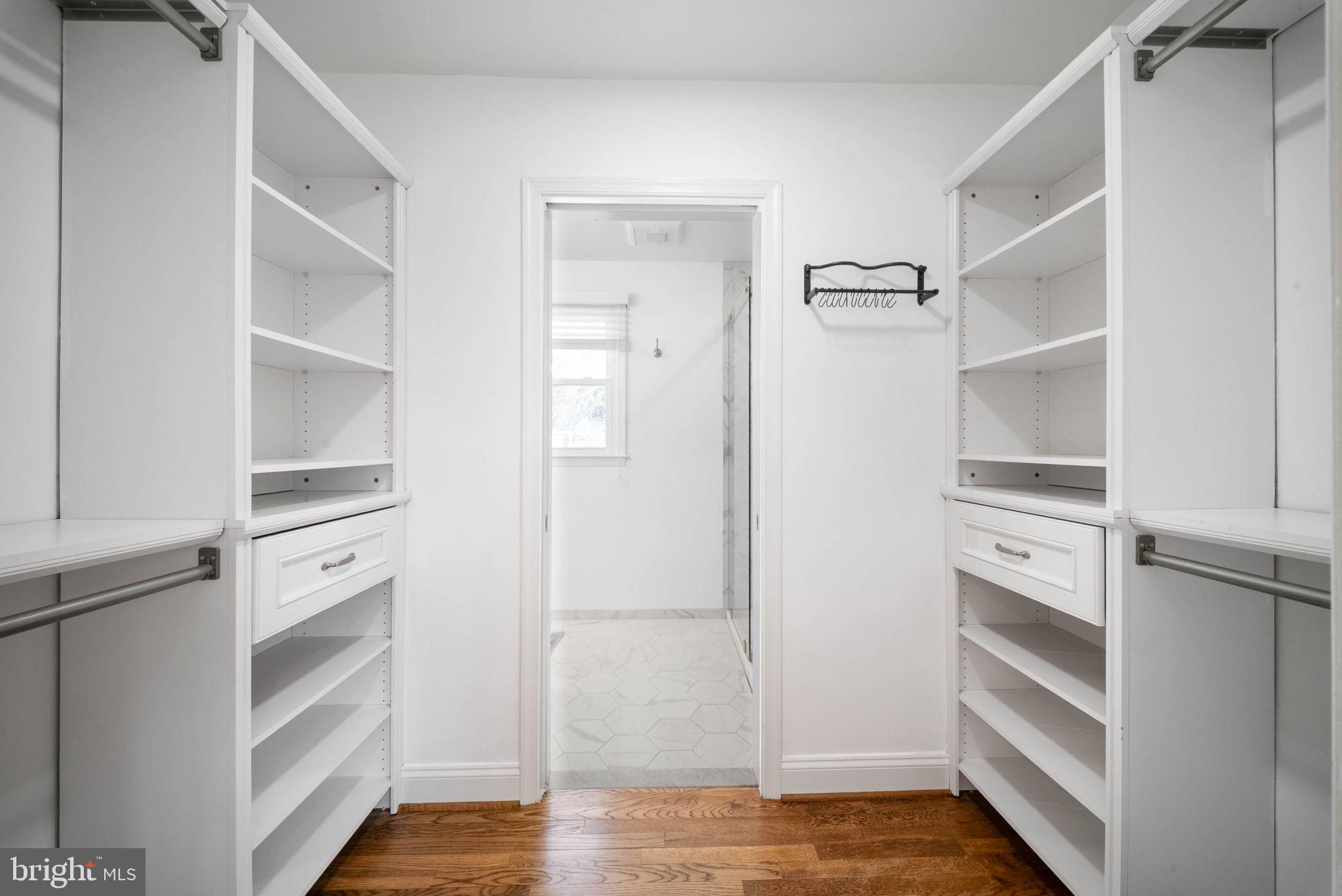 ROCK CREEK PALISADES - Residential