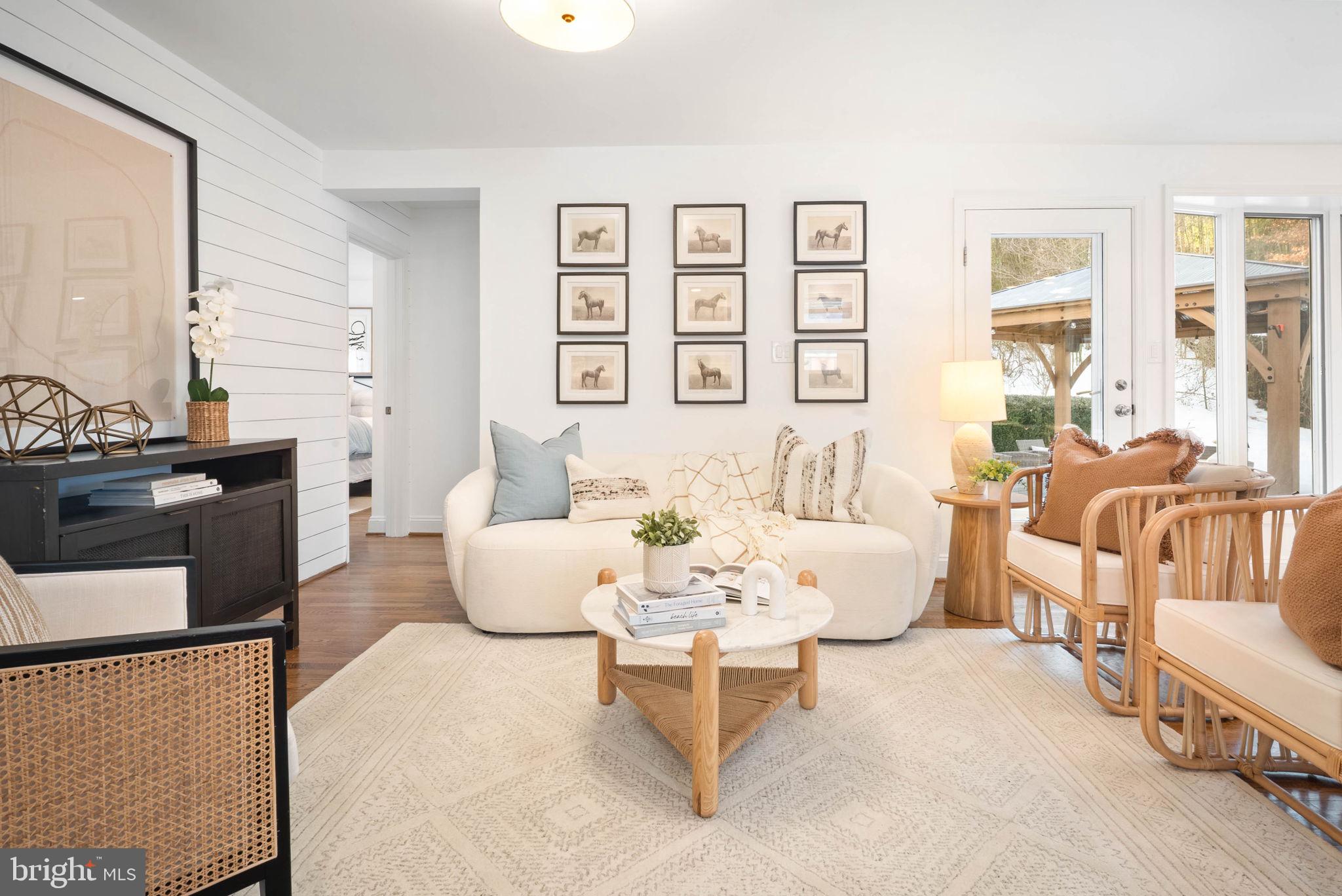 ROCK CREEK PALISADES - Residential