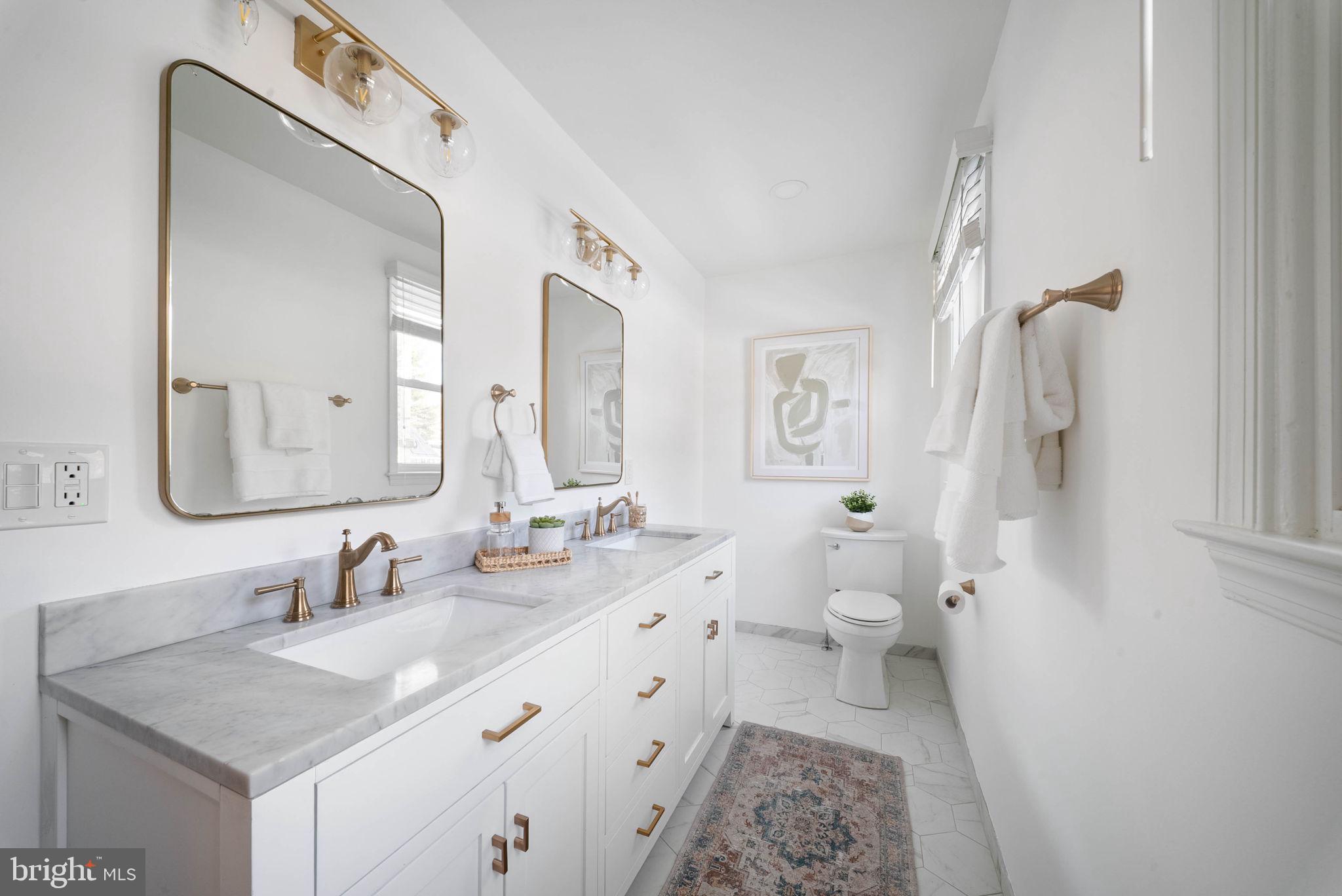 ROCK CREEK PALISADES - Residential