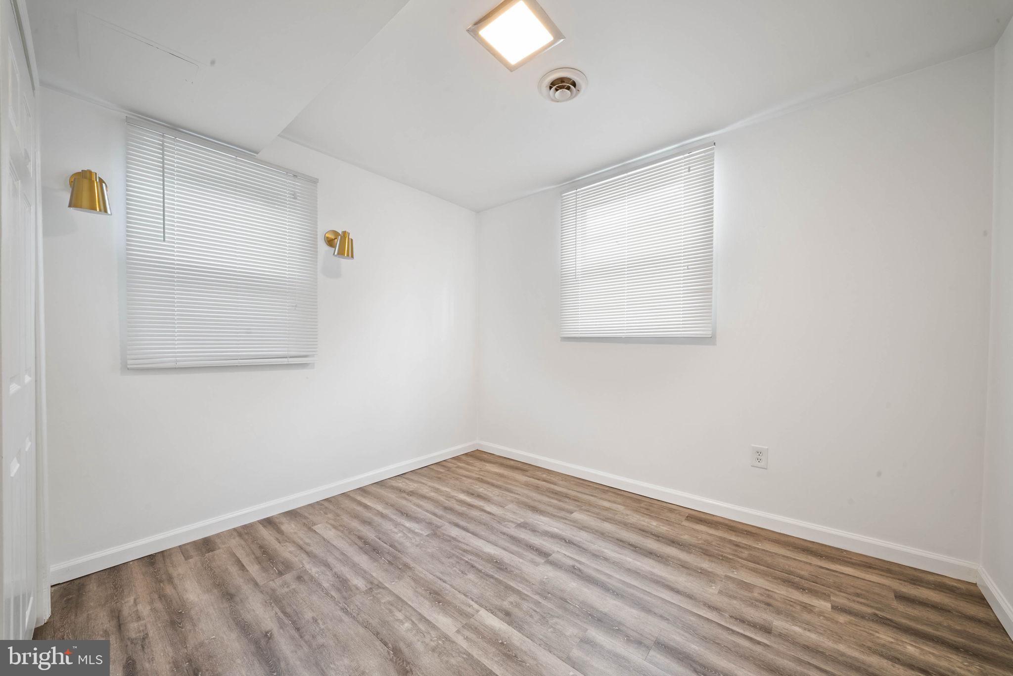 ROCK CREEK PALISADES - Residential