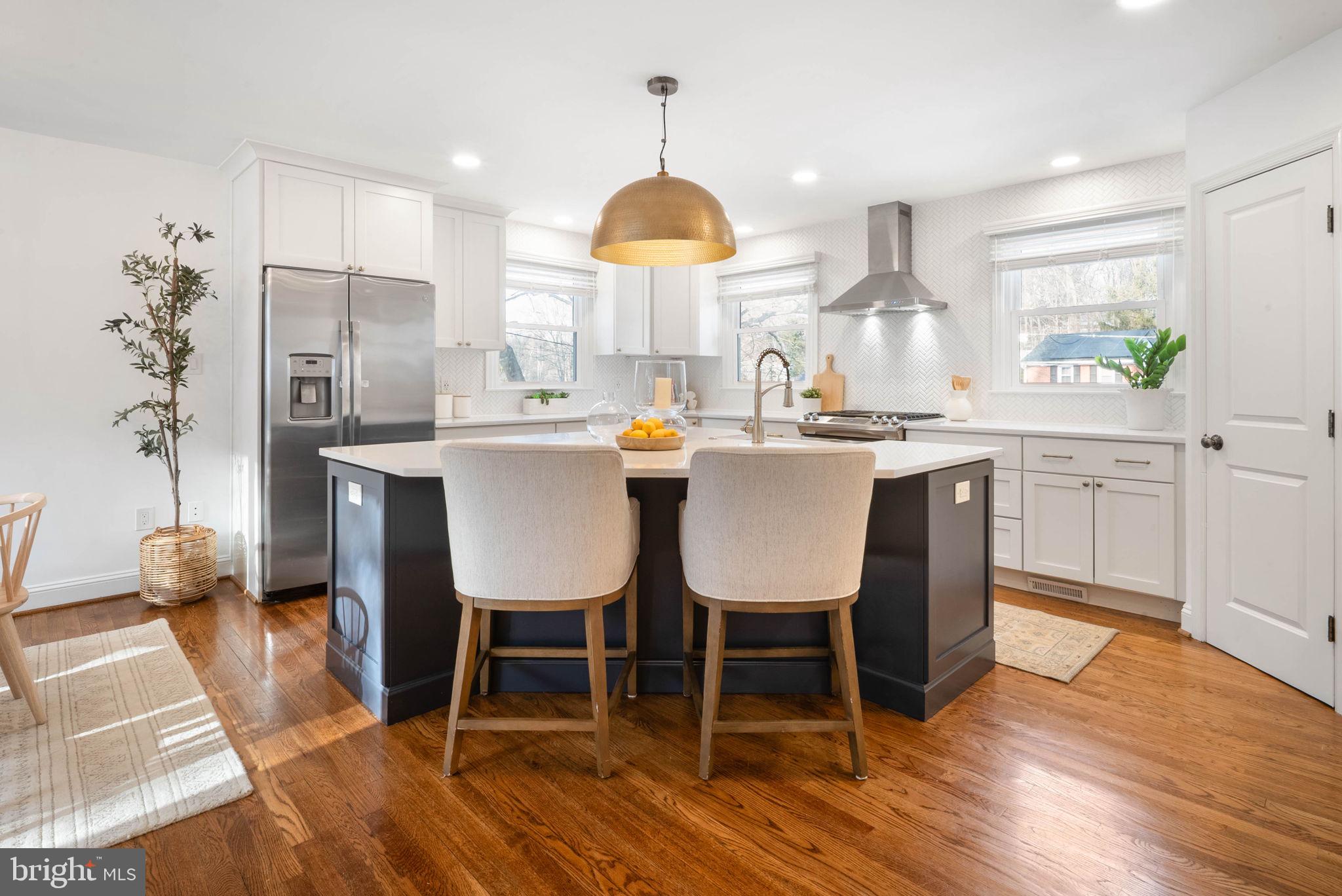 ROCK CREEK PALISADES - Residential