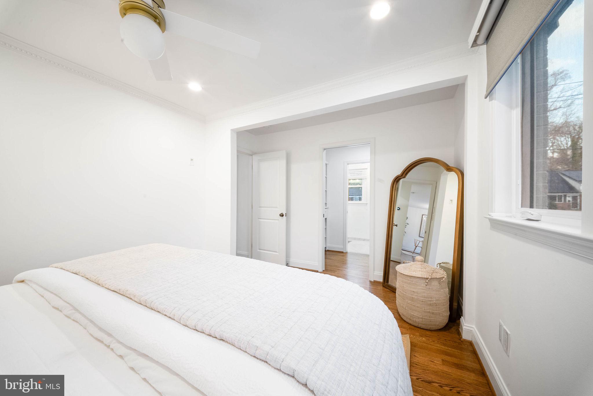 ROCK CREEK PALISADES - Residential