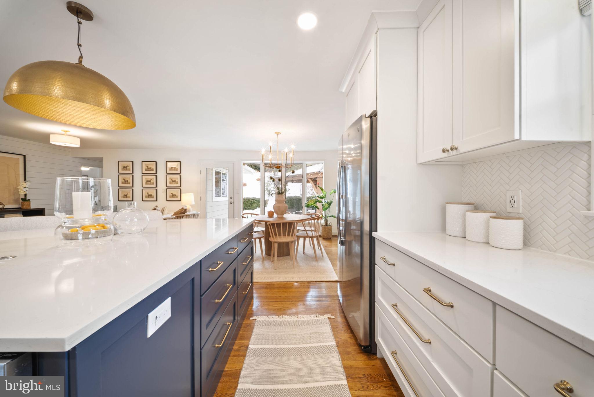 ROCK CREEK PALISADES - Residential