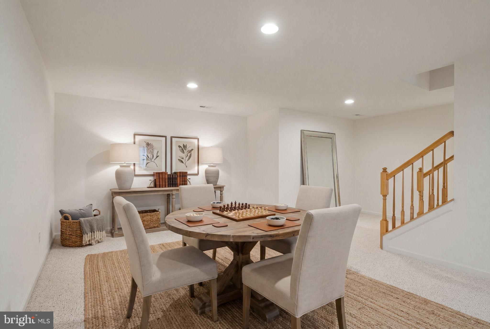 ASHBURN VILLAGE - Residential