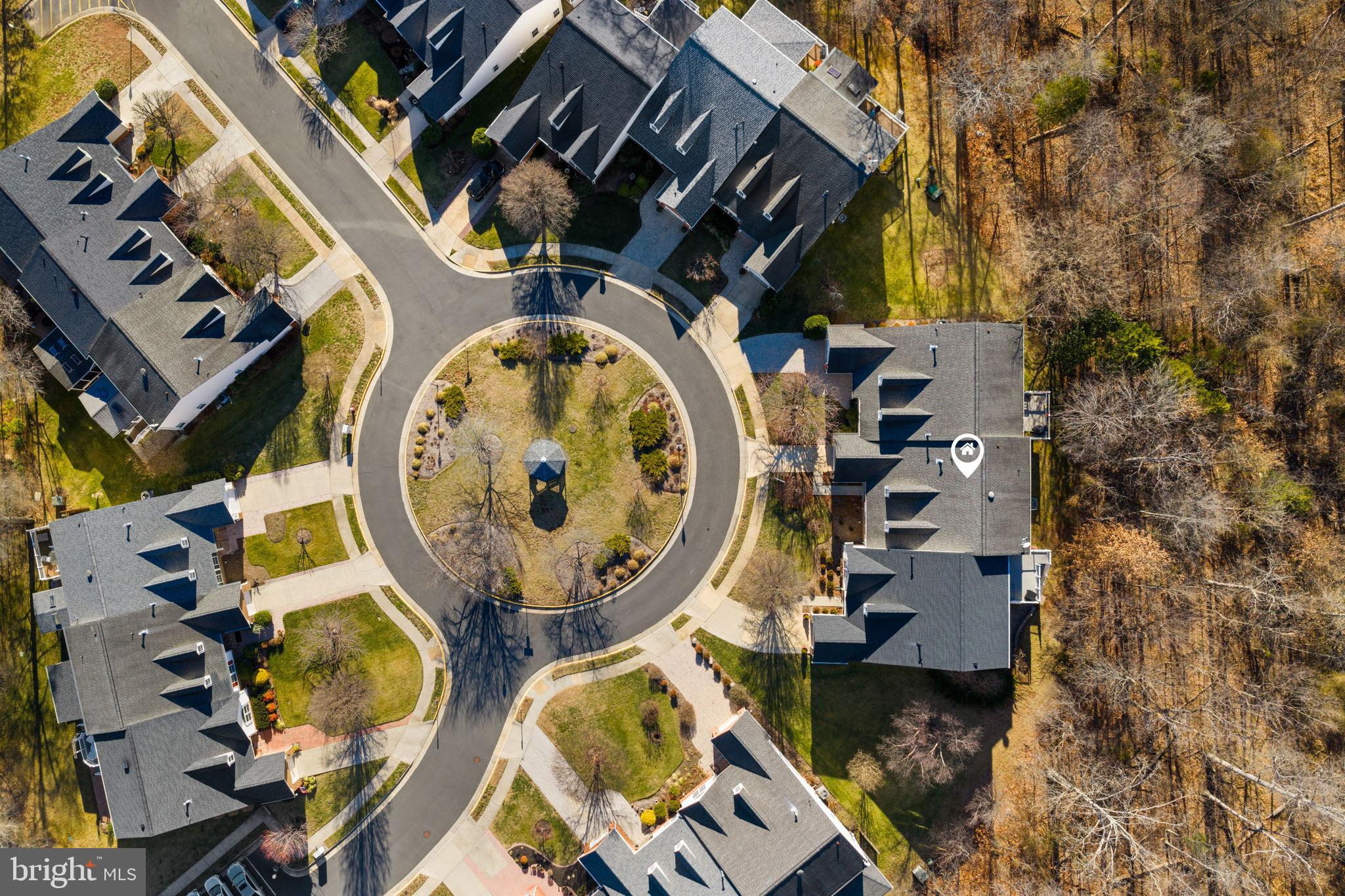 ASHBURN VILLAGE - Residential