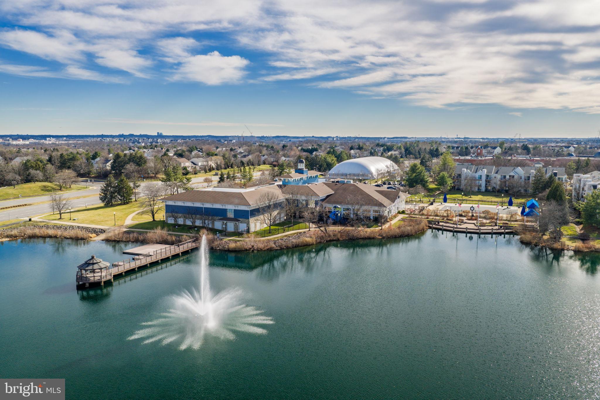 ASHBURN VILLAGE - Residential