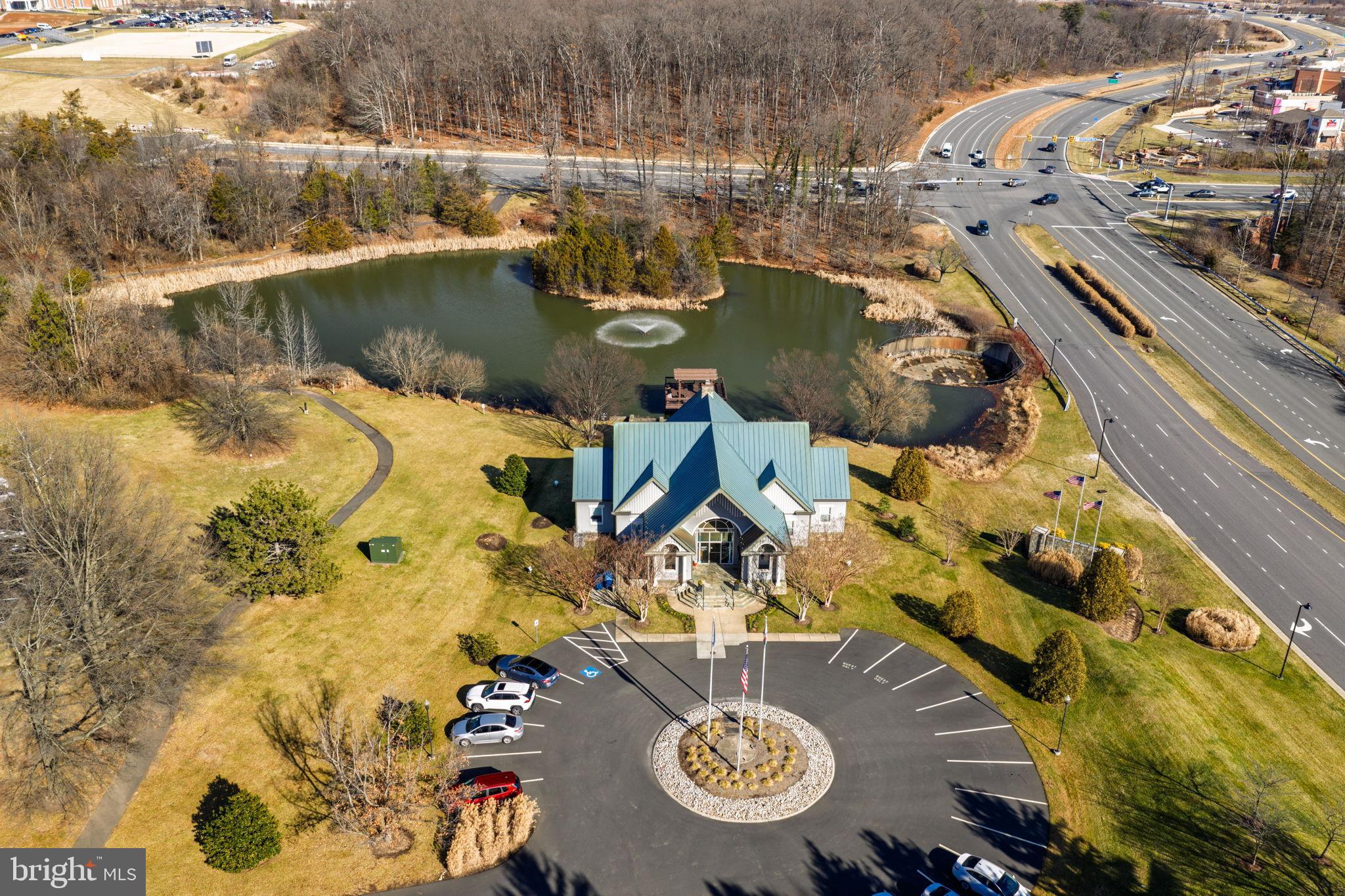 ASHBURN VILLAGE - Residential