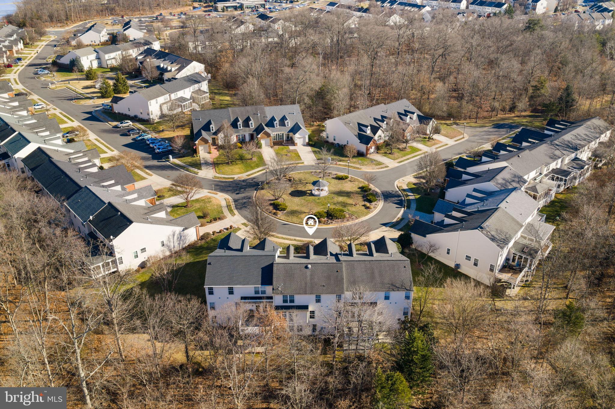 ASHBURN VILLAGE - Residential