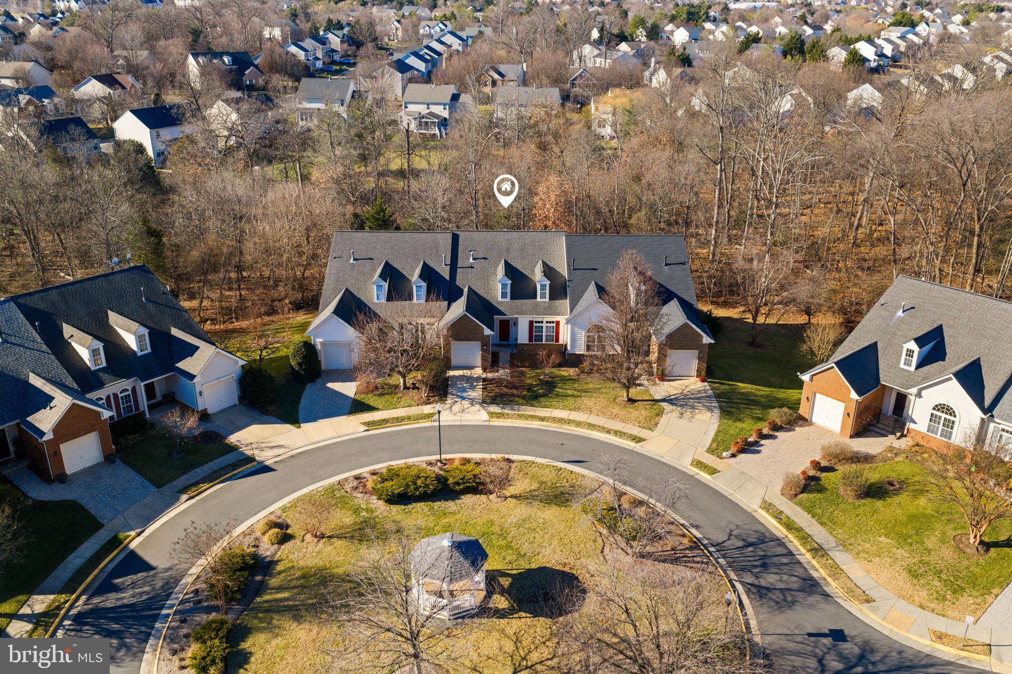 ASHBURN VILLAGE - Residential