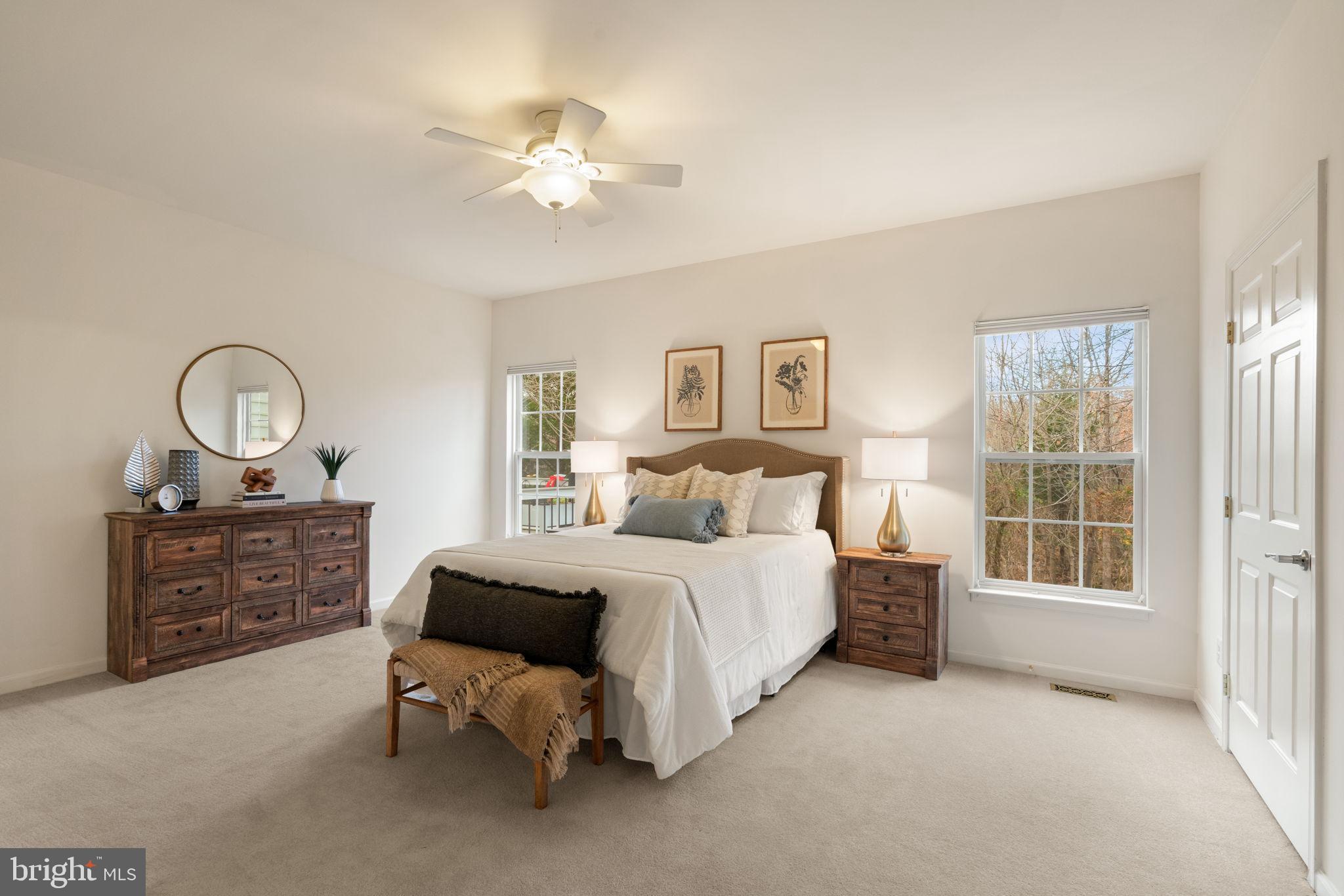 ASHBURN VILLAGE - Residential