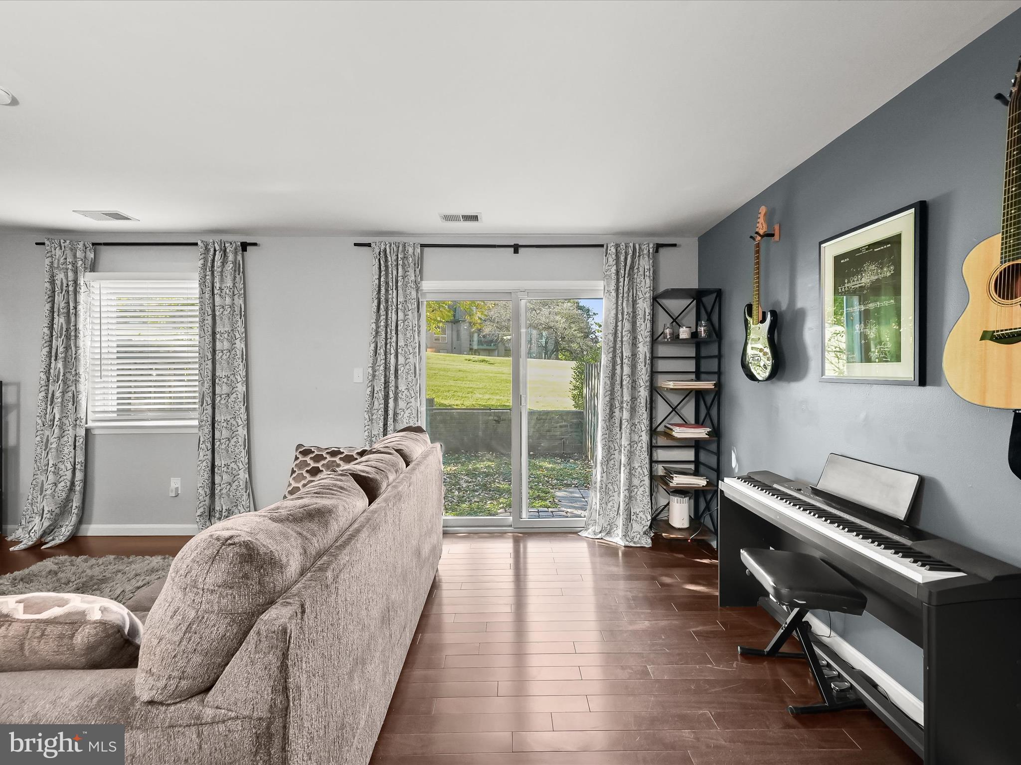 VILLAGE OF LONG REACH - Residential