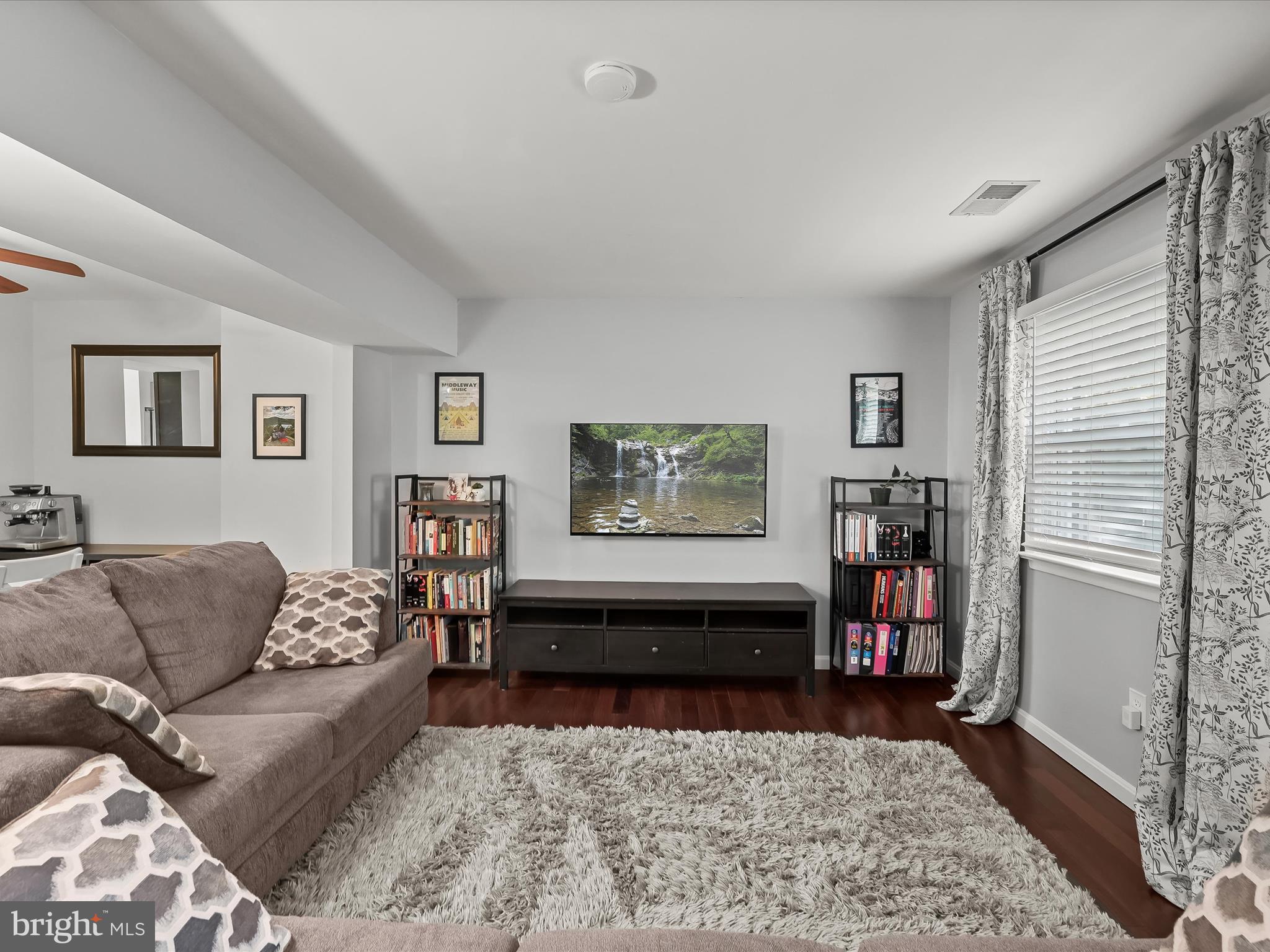 VILLAGE OF LONG REACH - Residential