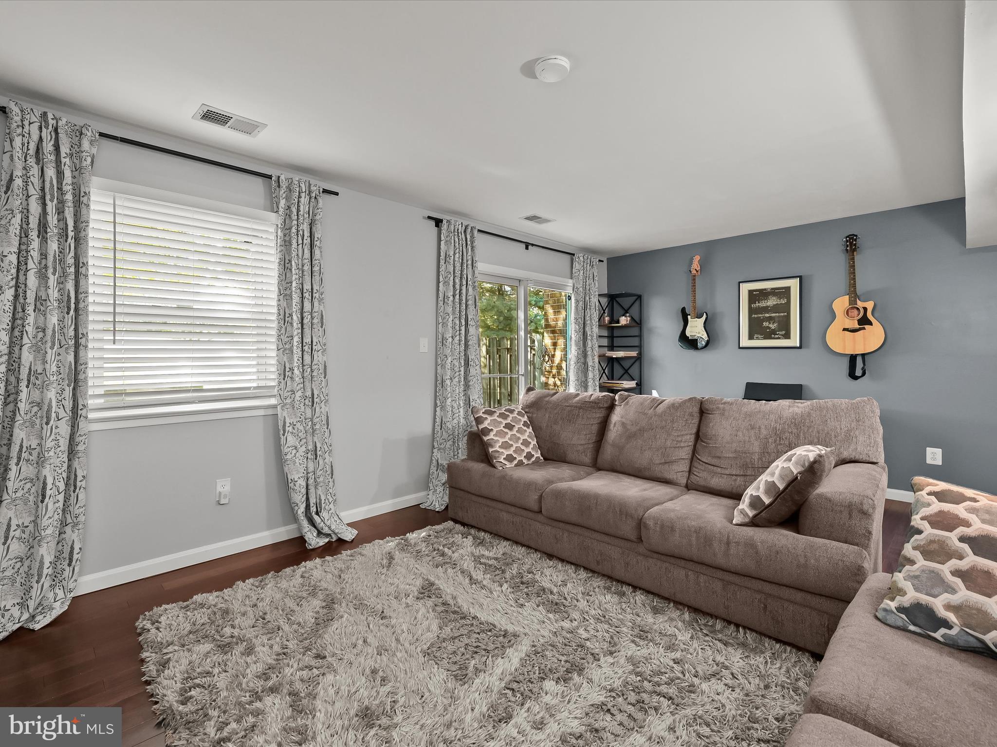 VILLAGE OF LONG REACH - Residential