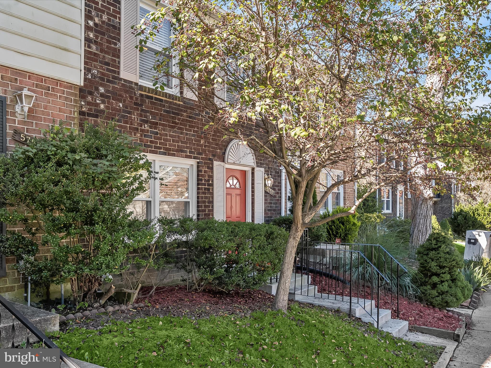 VILLAGE OF LONG REACH - Residential