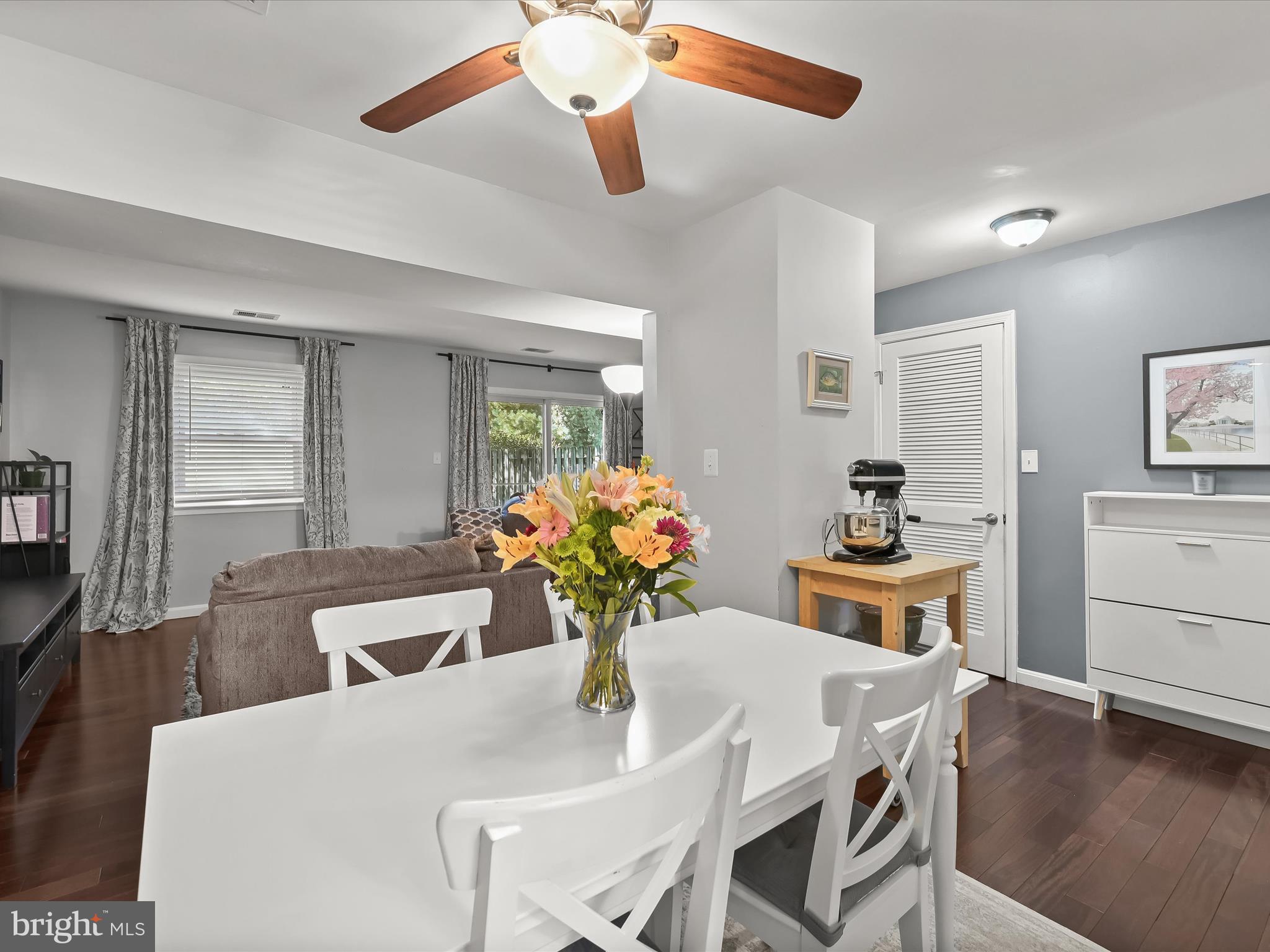 VILLAGE OF LONG REACH - Residential