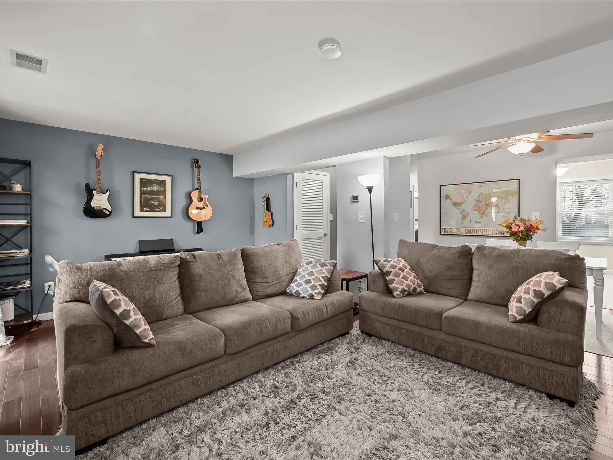 VILLAGE OF LONG REACH - Residential