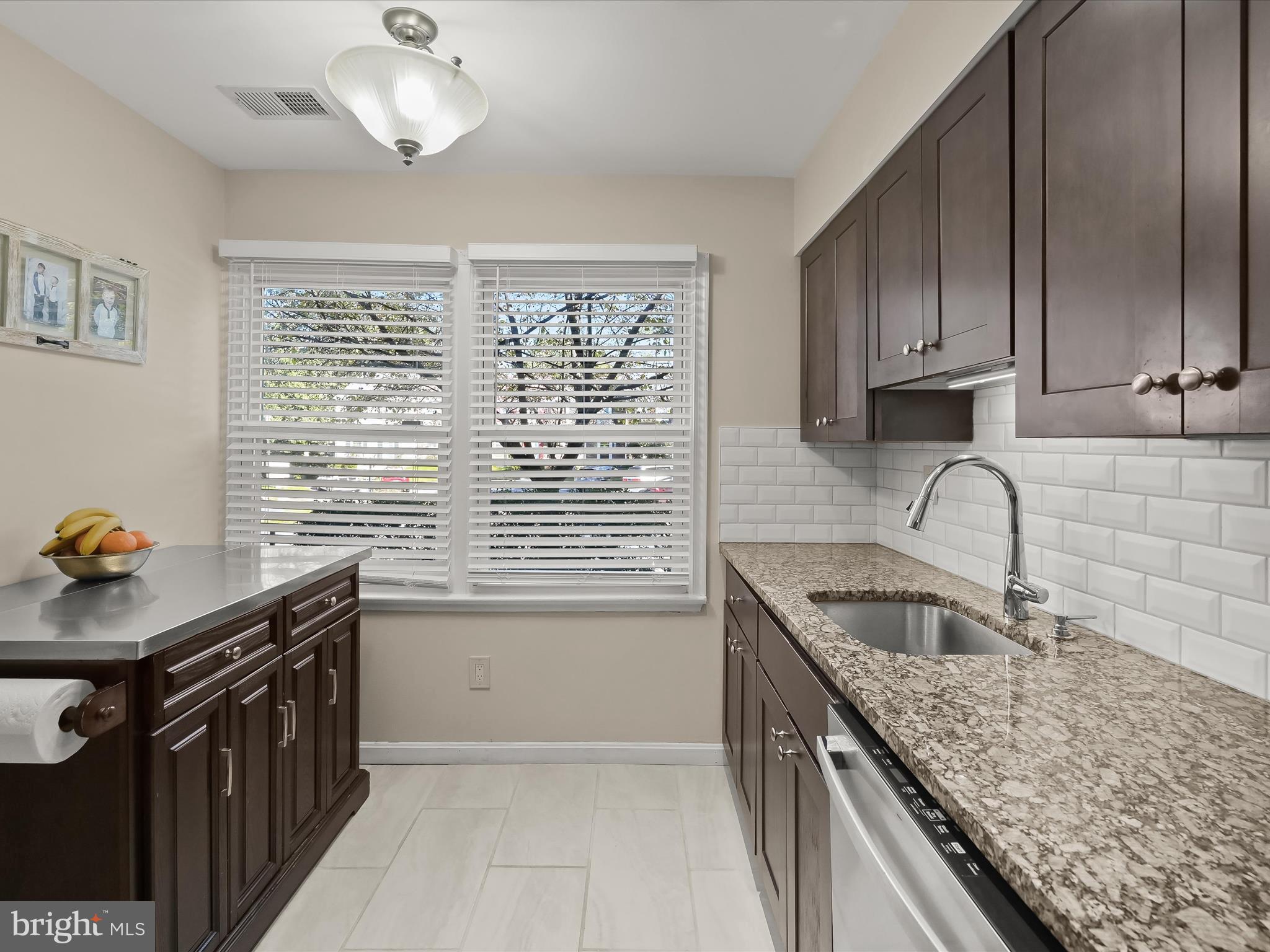 VILLAGE OF LONG REACH - Residential