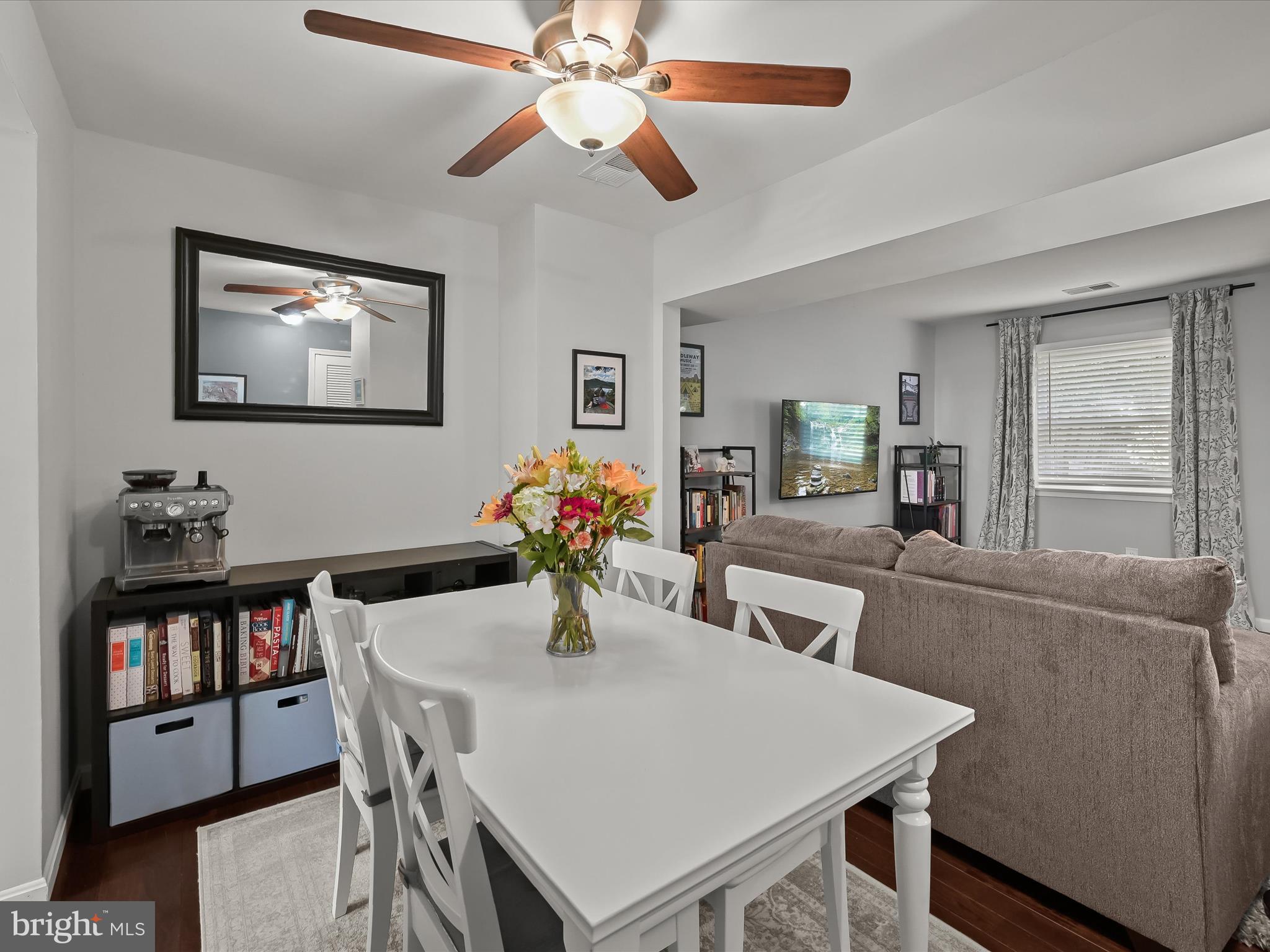 VILLAGE OF LONG REACH - Residential