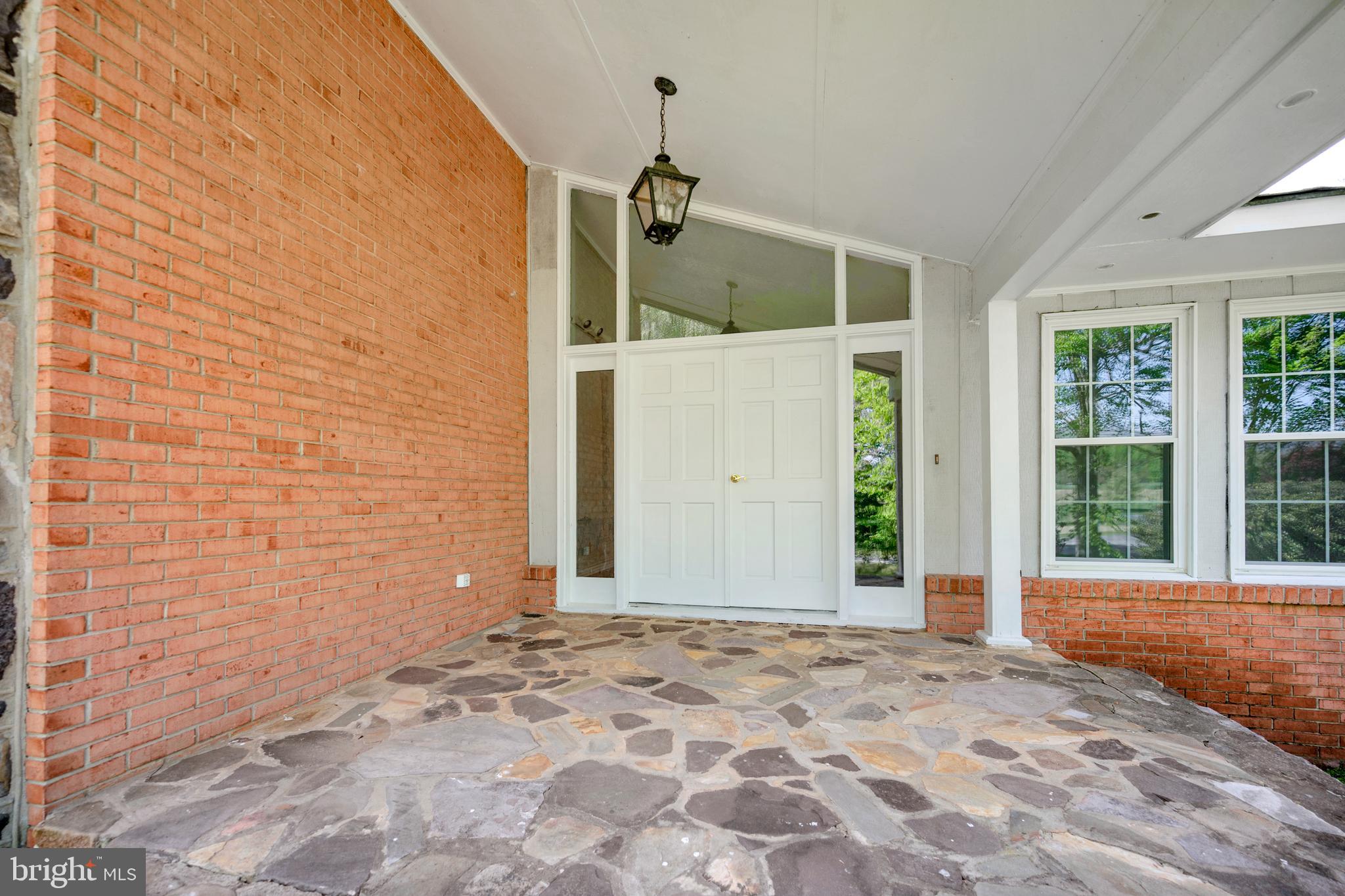 COUNTRY CLUB OVERLOOK - Residential