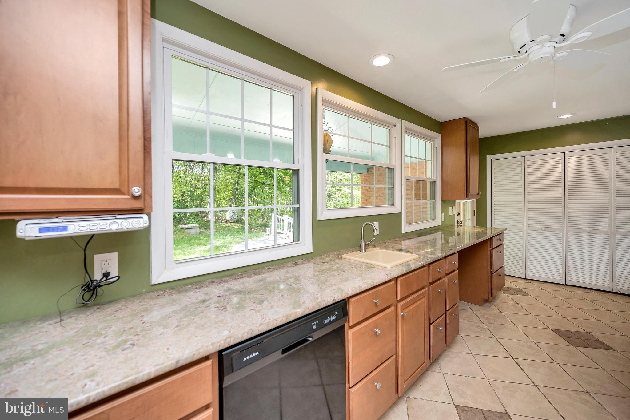 COUNTRY CLUB OVERLOOK - Residential