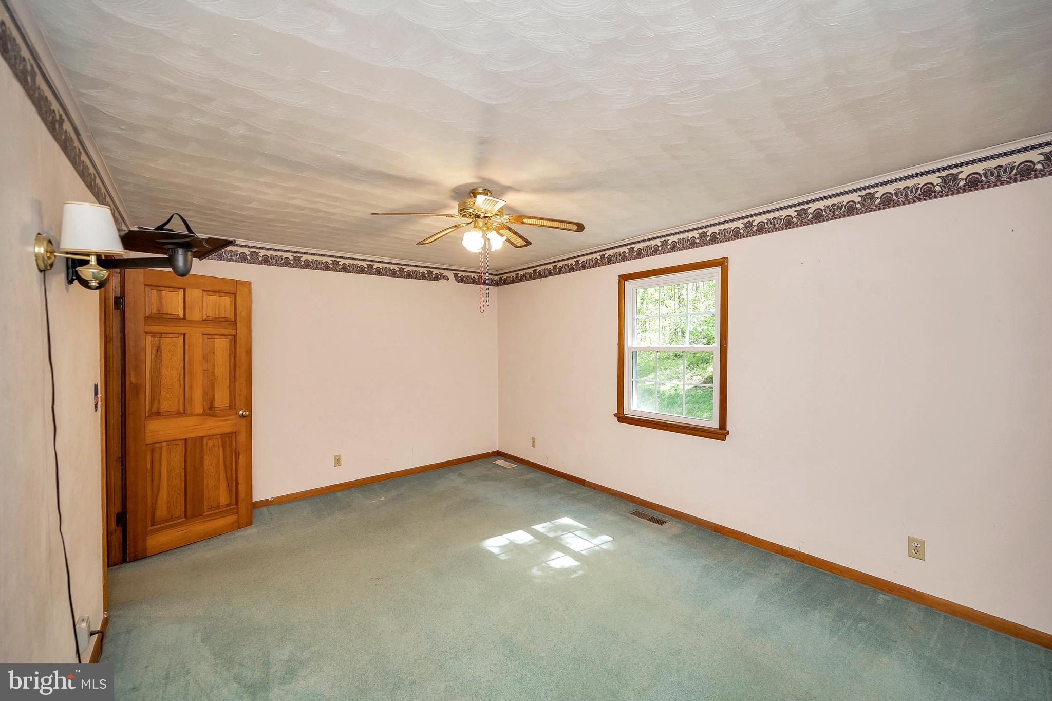 COUNTRY CLUB OVERLOOK - Residential