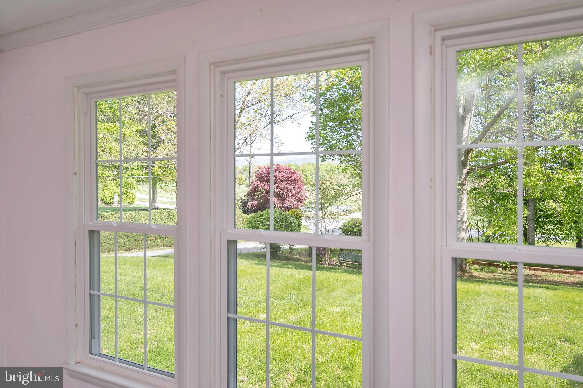 COUNTRY CLUB OVERLOOK - Residential