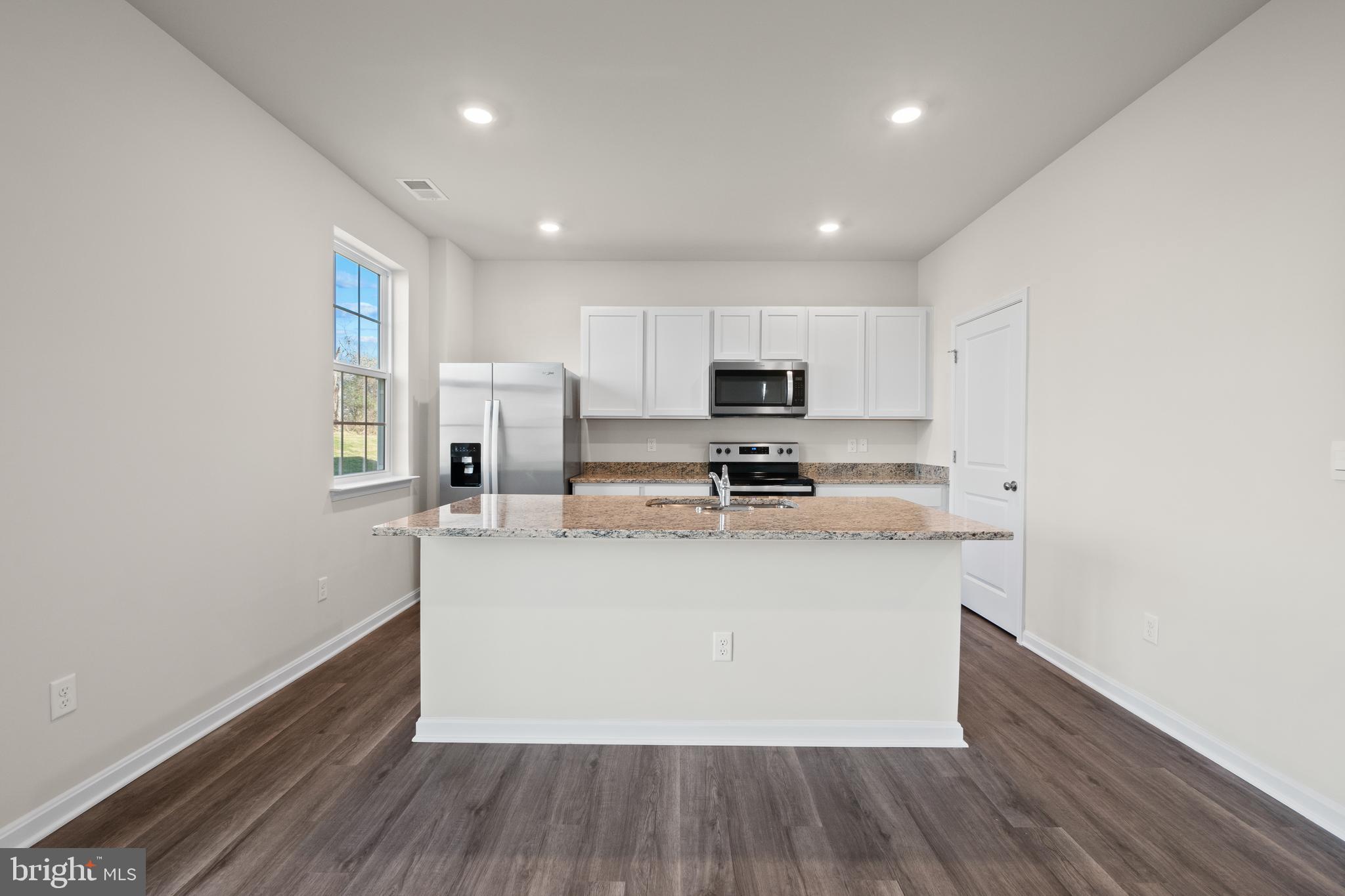 RED HILL - Residential