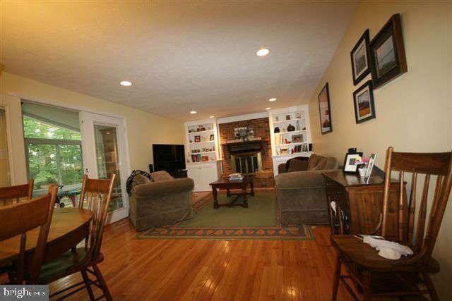 MONTCLAIR - Residential